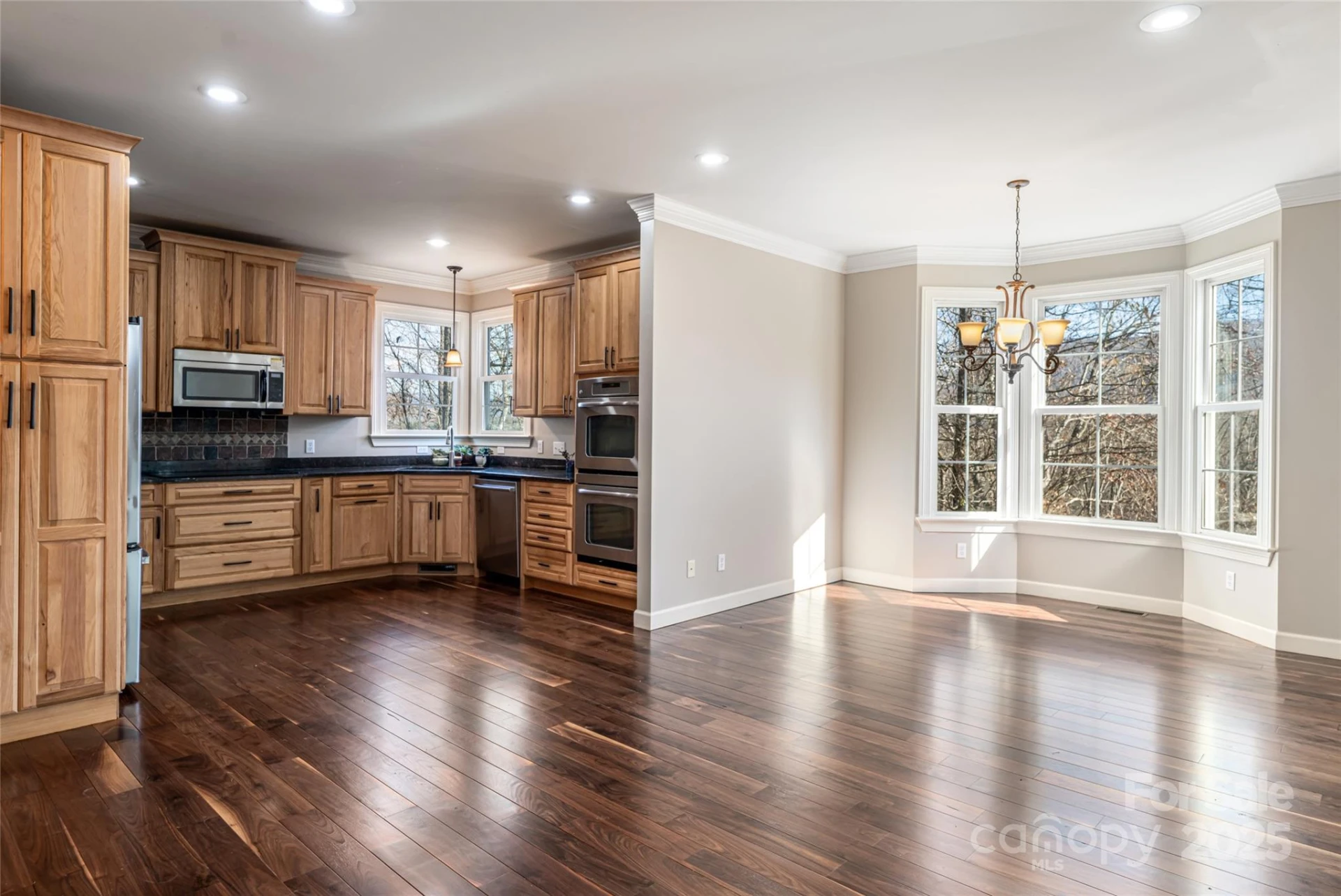98 Sovereign Lane - Photo 11