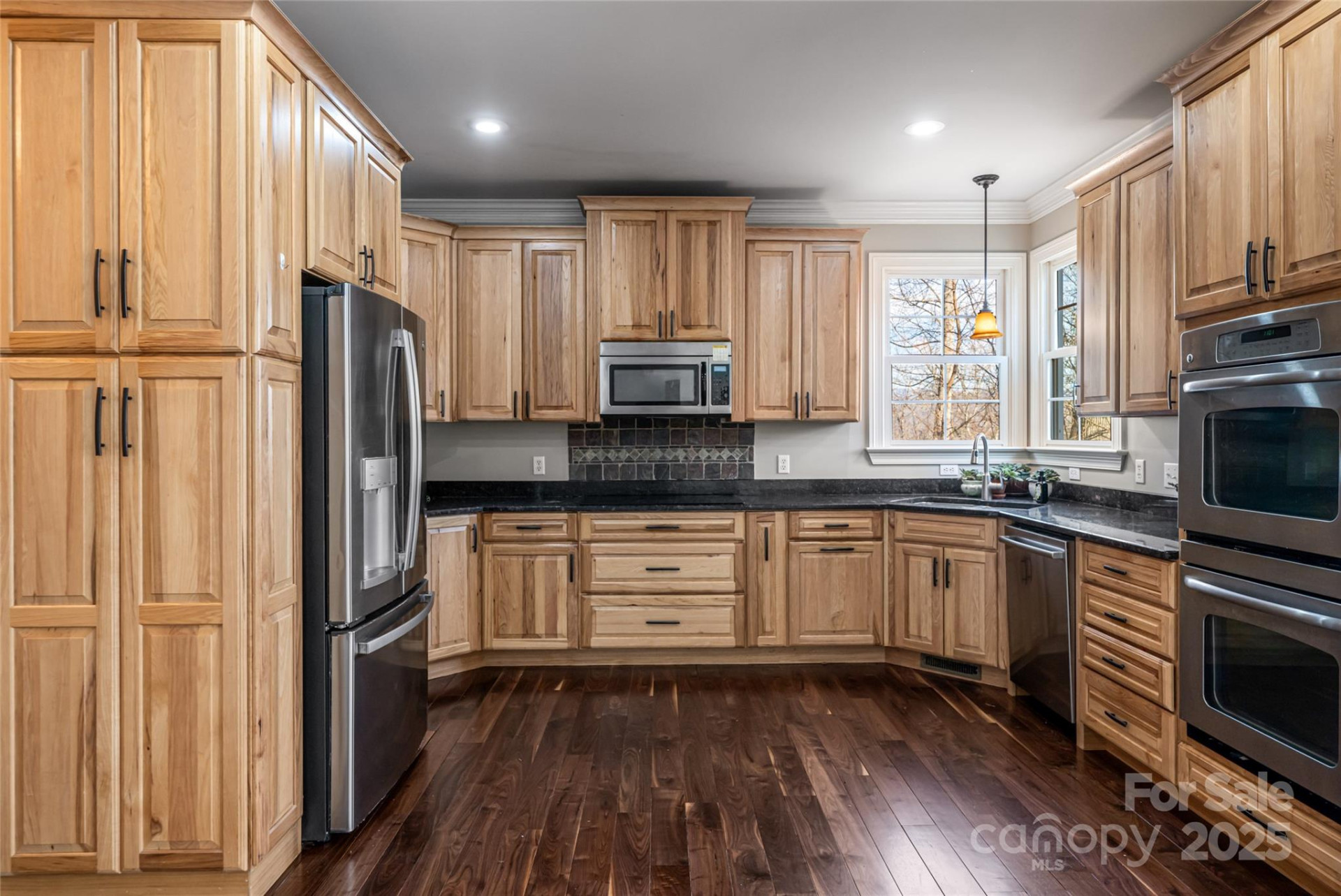 98 Sovereign Lane - Photo 12