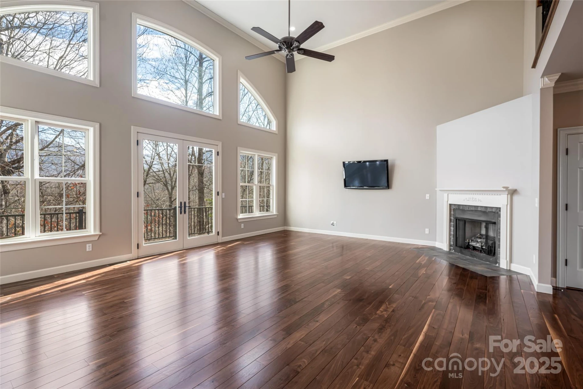 98 Sovereign Lane - Photo 6