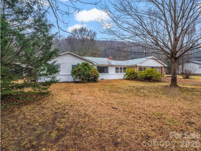 109 Wall Road, Tryon, NC, 28782