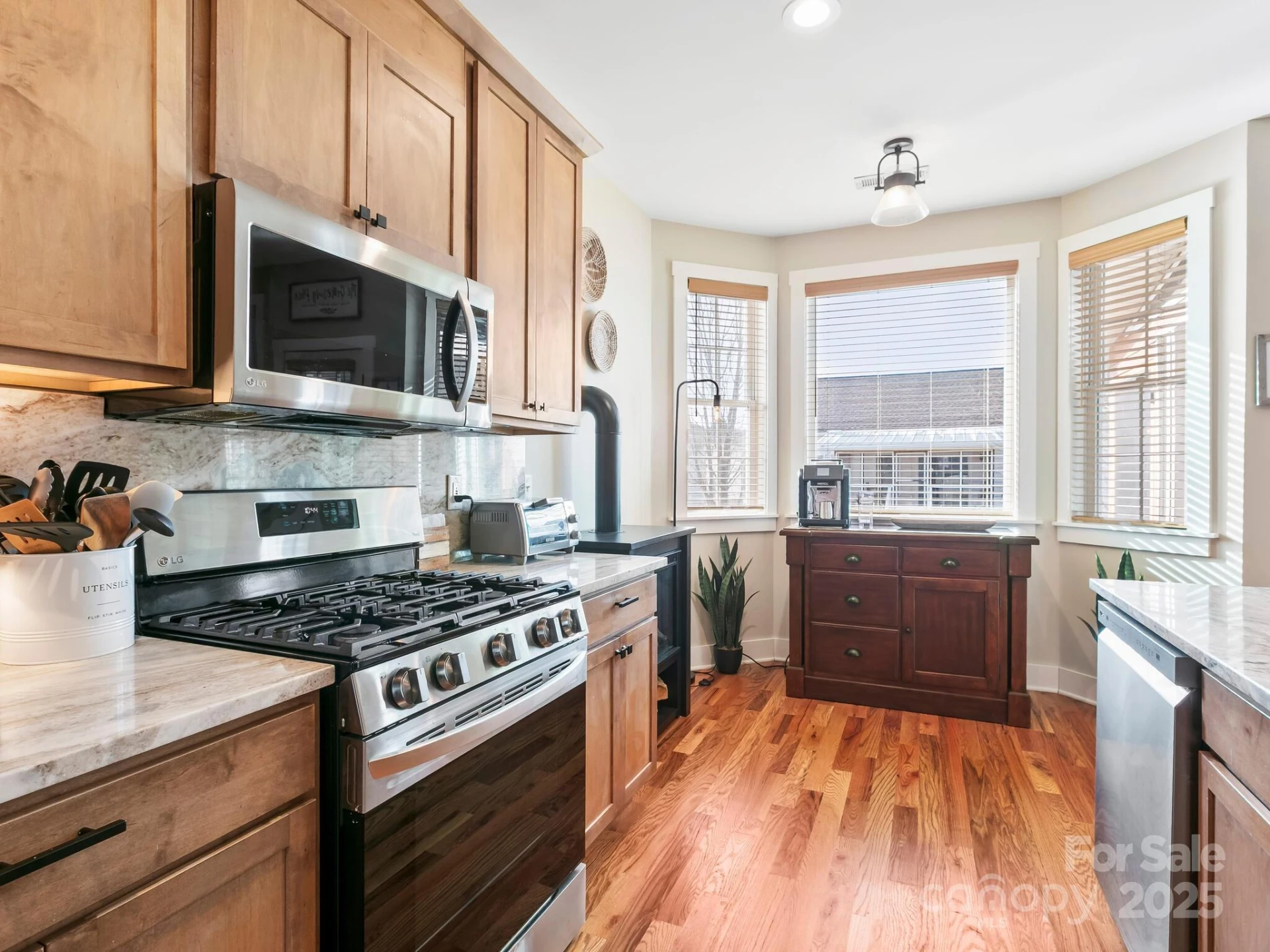 371 Beechnut Drive - Photo 12