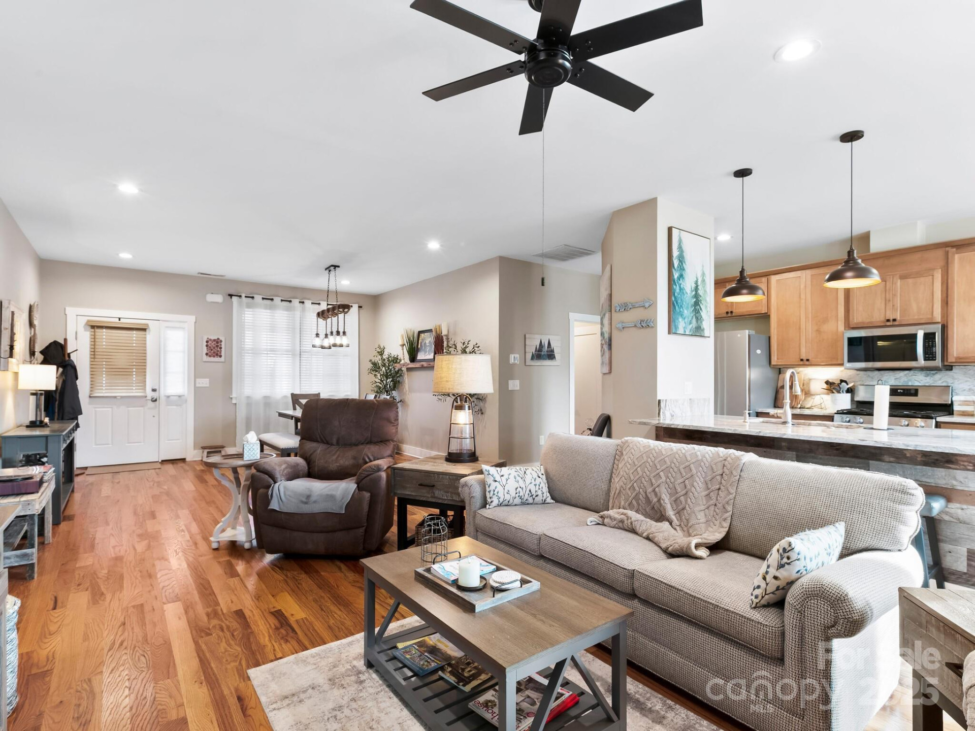 371 Beechnut Drive - Photo 7