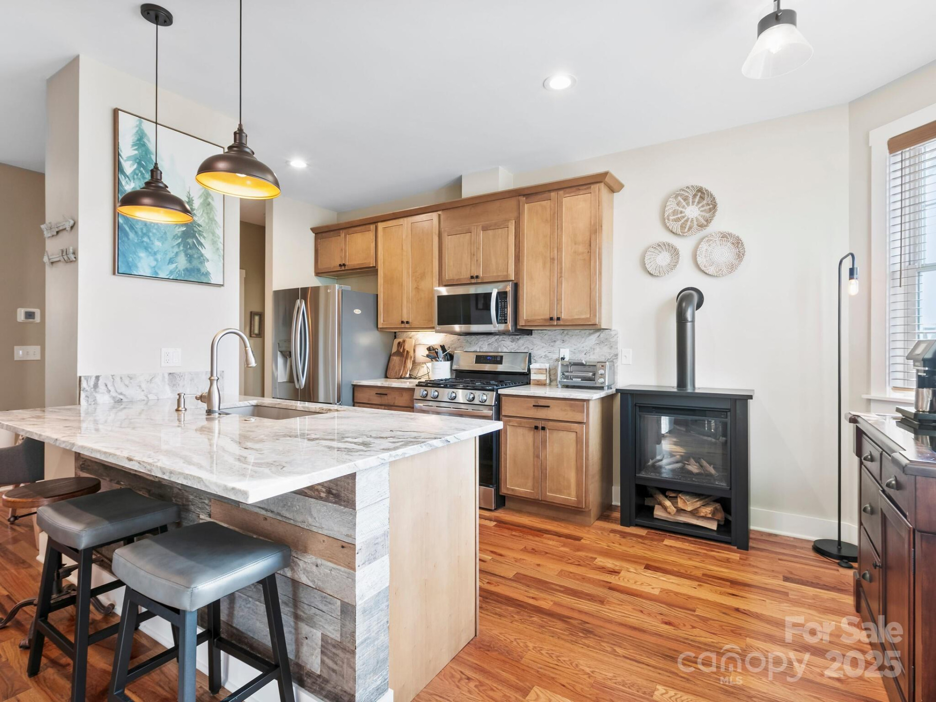 371 Beechnut Drive - Photo 9