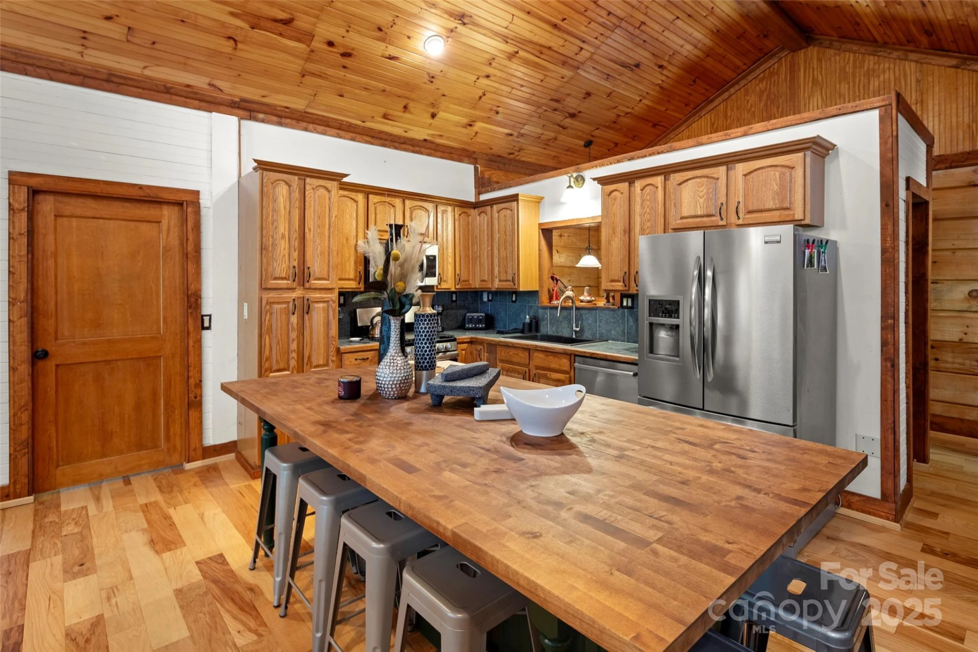 619 Leisure Lane - Photo 15