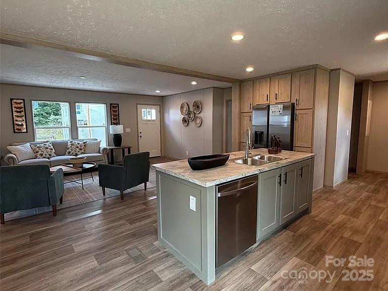 3 Mulberry Street - Photo 2