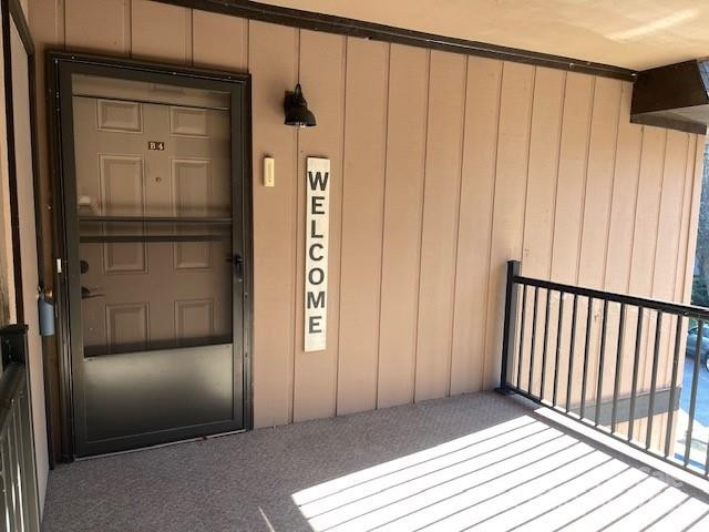 11 Lake Drive #B4 - Photo 4