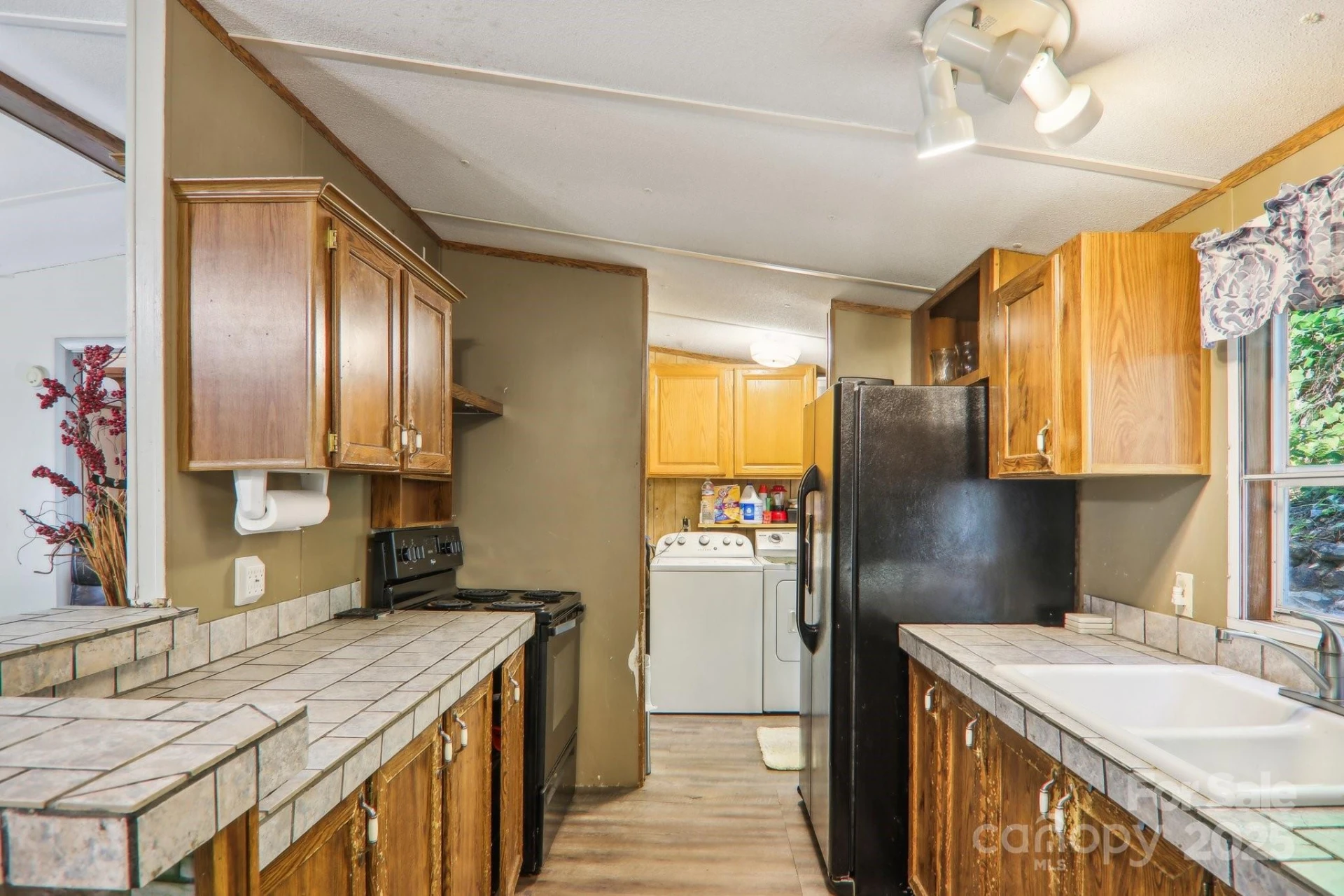 138 Buddy Lane - Photo 11