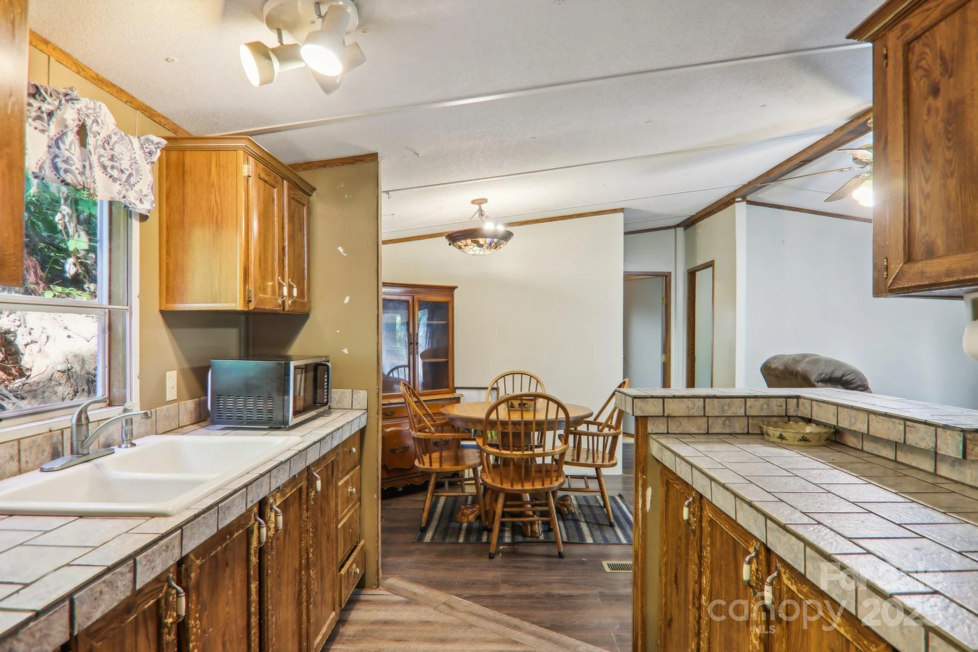 138 Buddy Lane - Photo 12