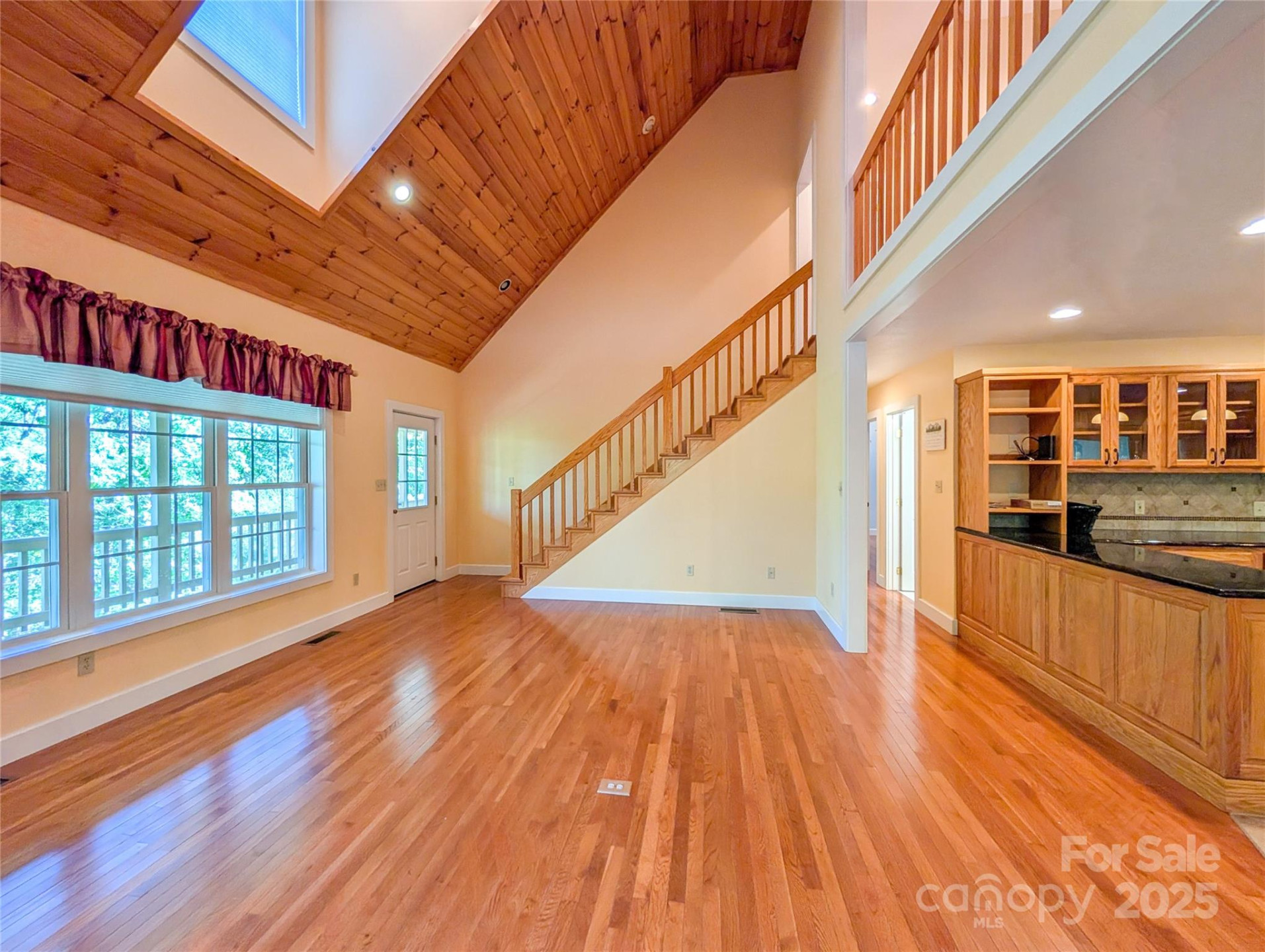 355 Rosewood Lane - Photo 10