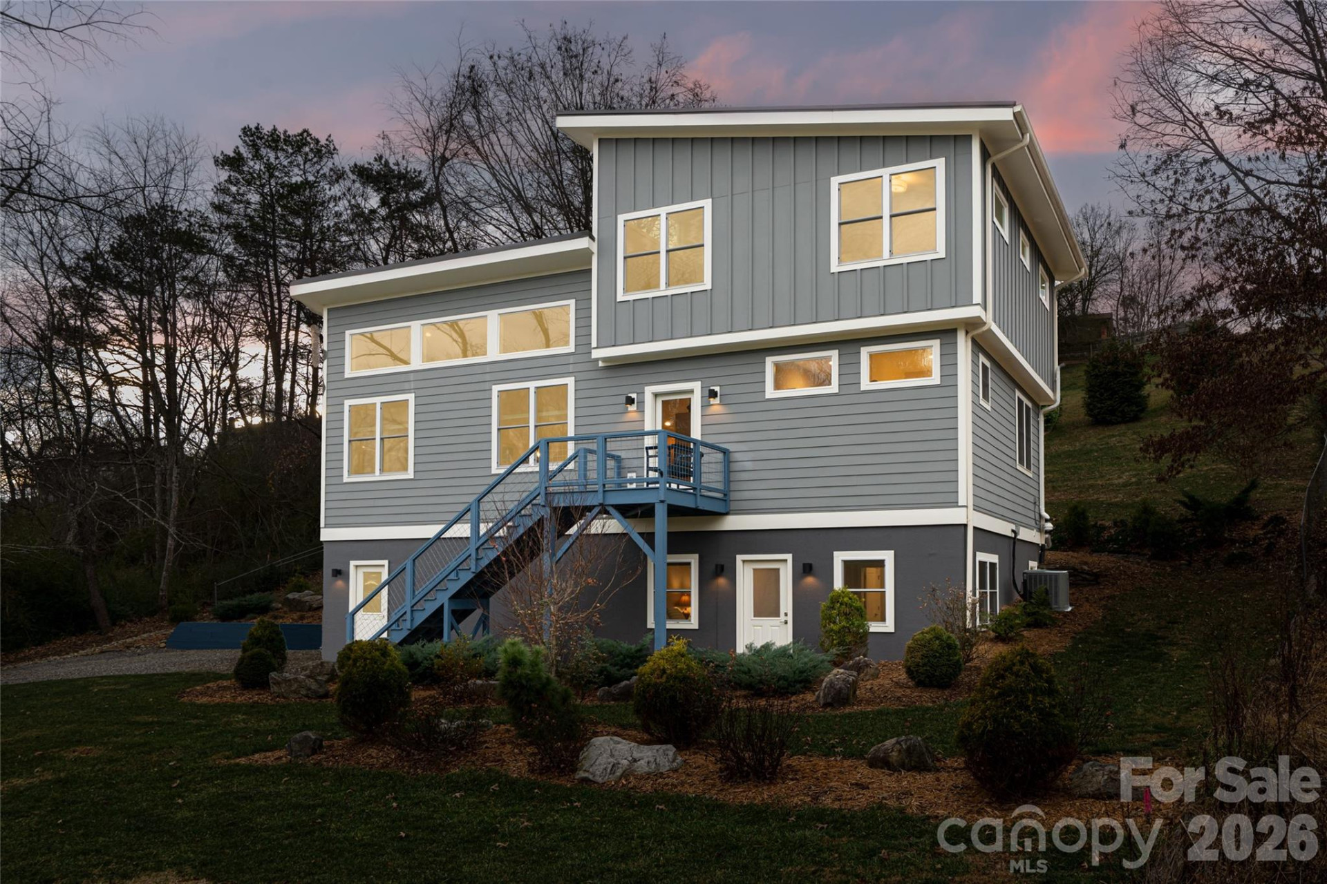 122 Terrace Drive - Photo 2