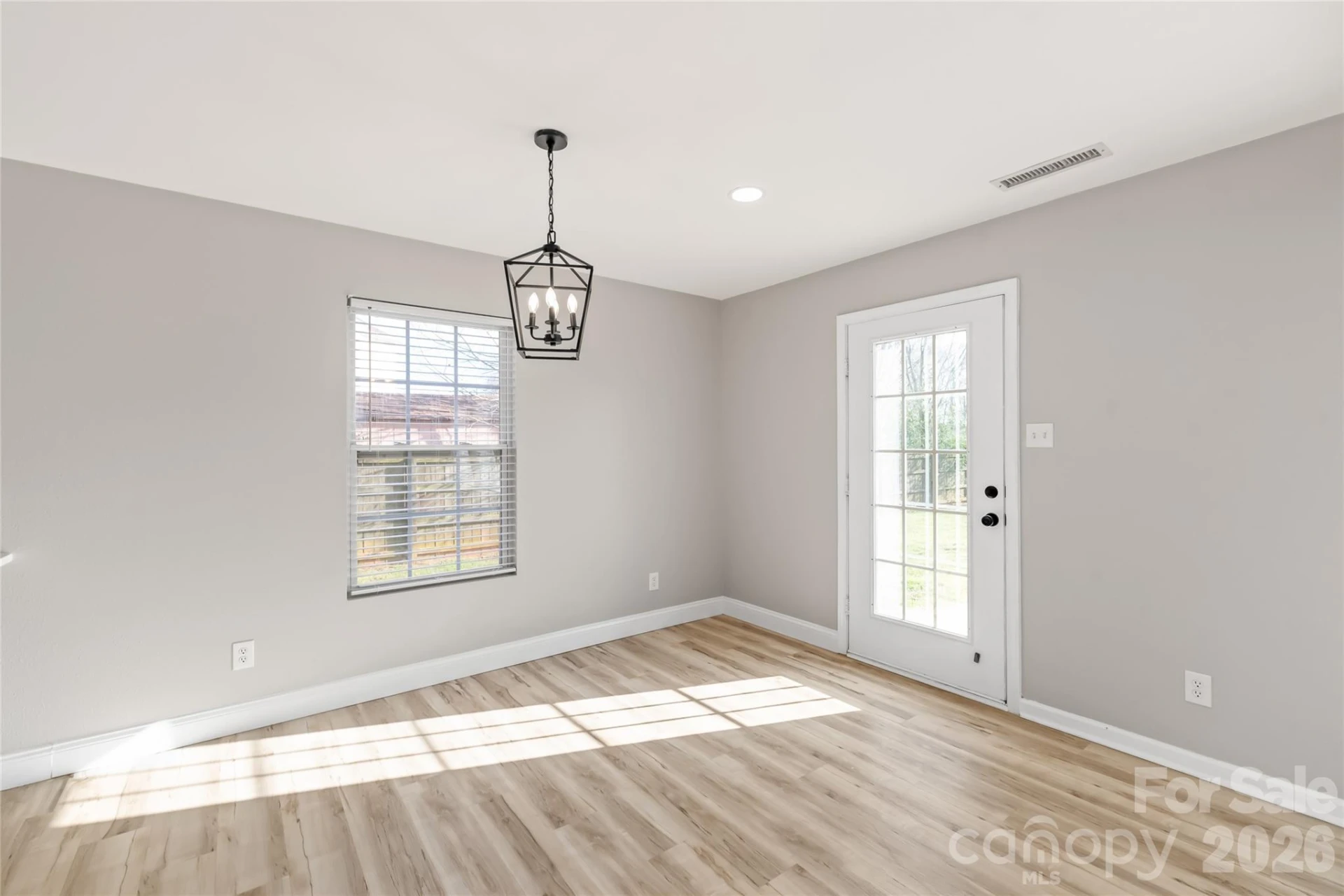 1114 Fenwick Court - Photo 12
