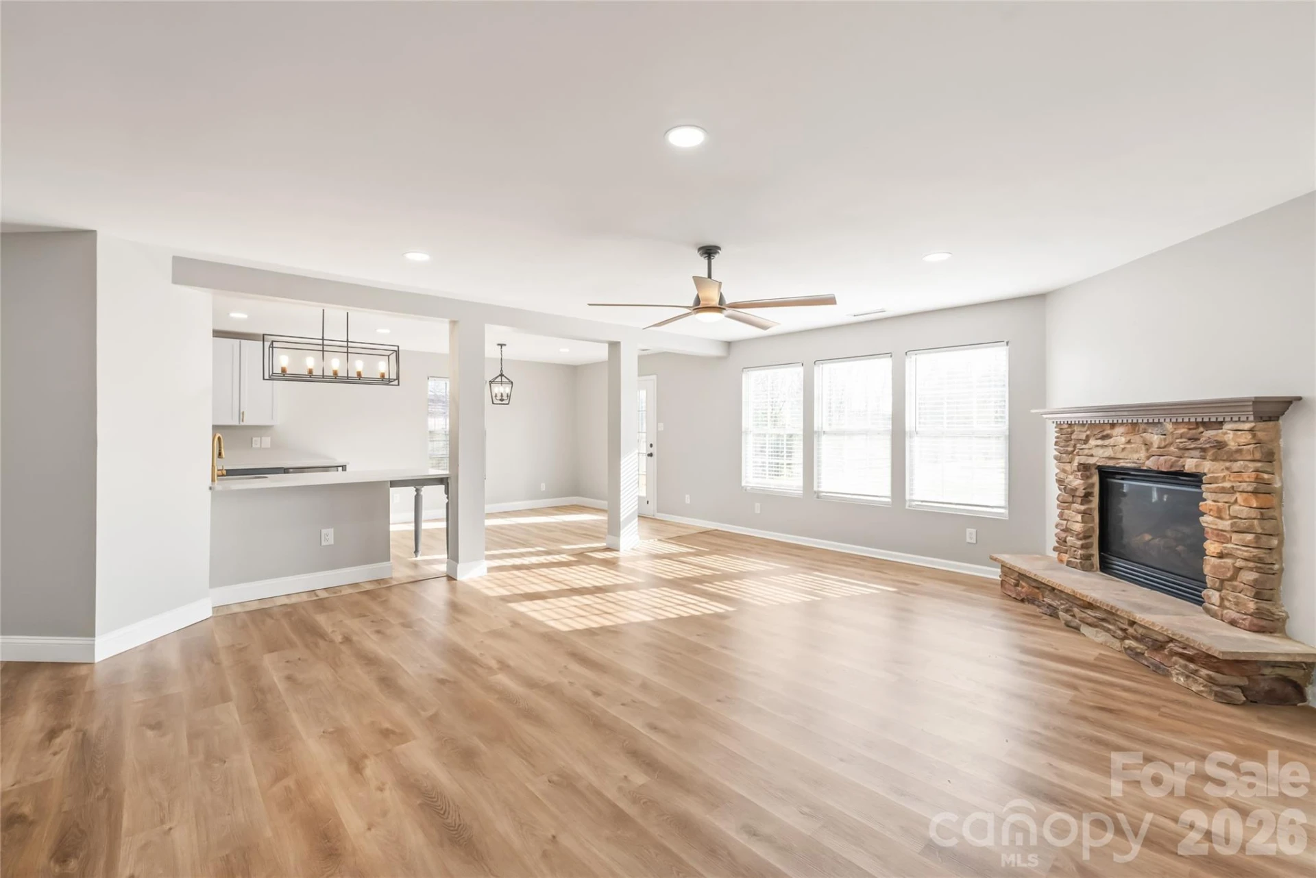 1114 Fenwick Court - Photo 8