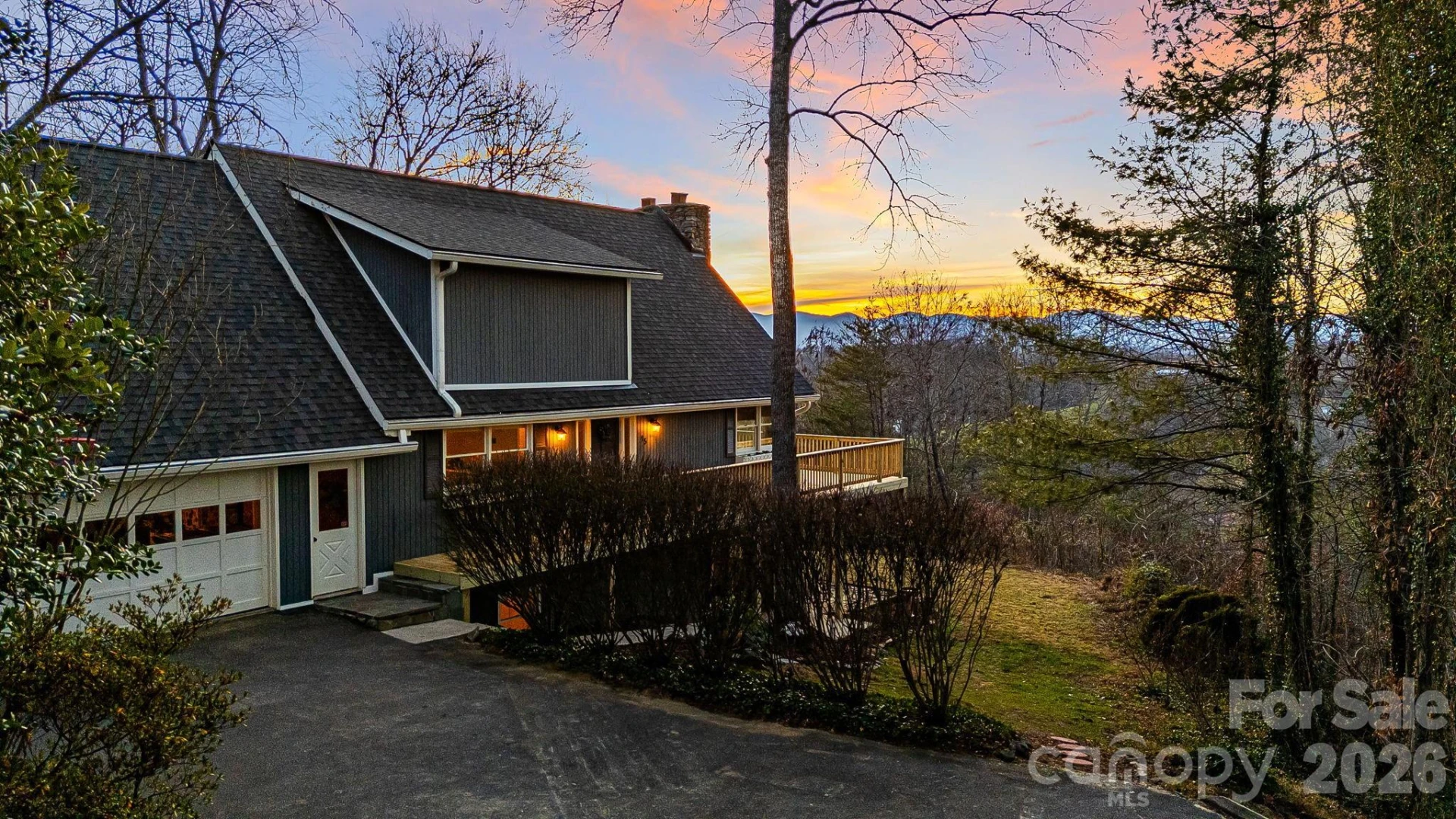 15 Crest Circle Drive