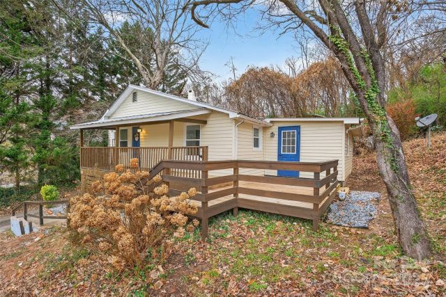 30 Porter Street, Tryon, NC, 28782