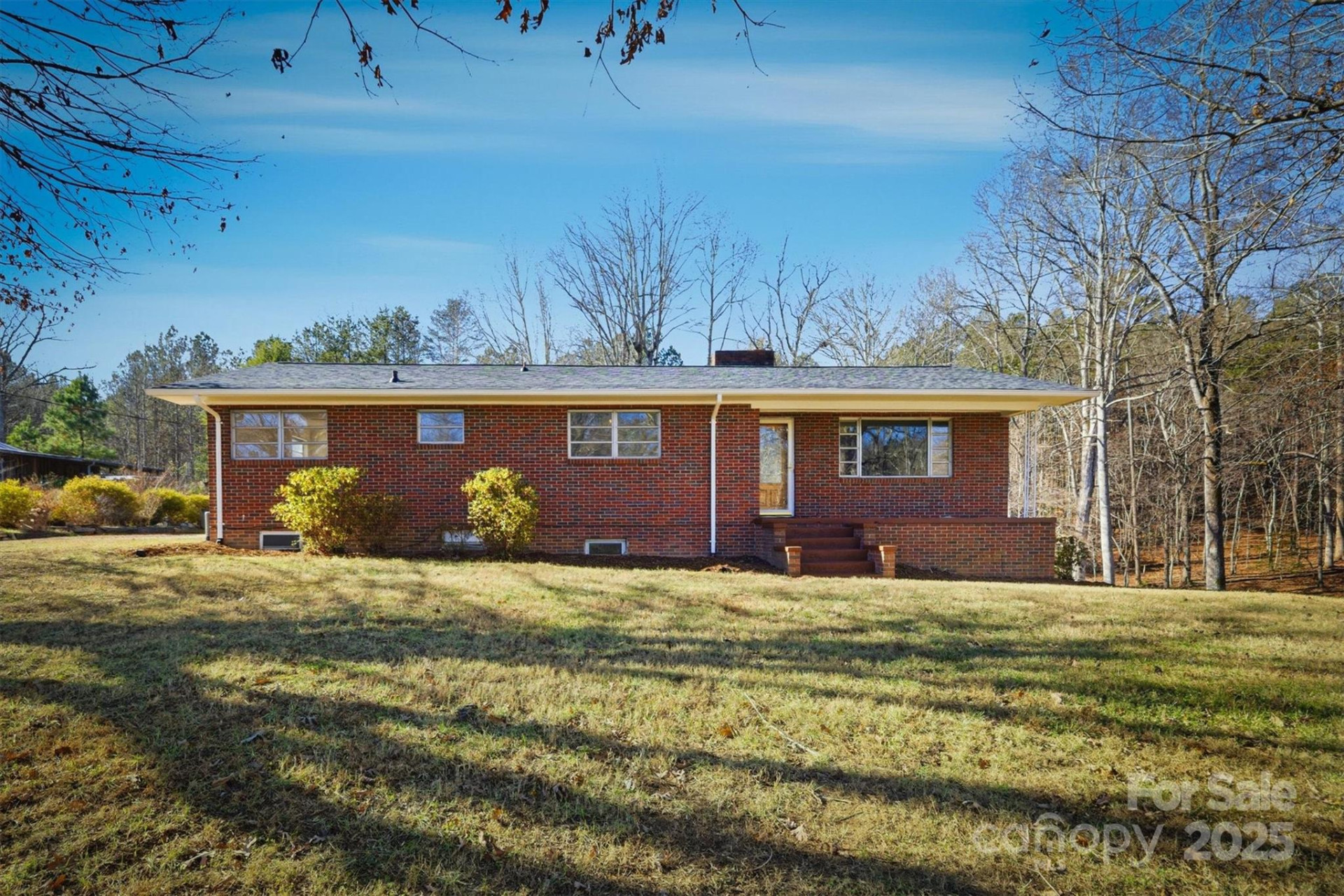 2705 US 70 Highway - Photo 2