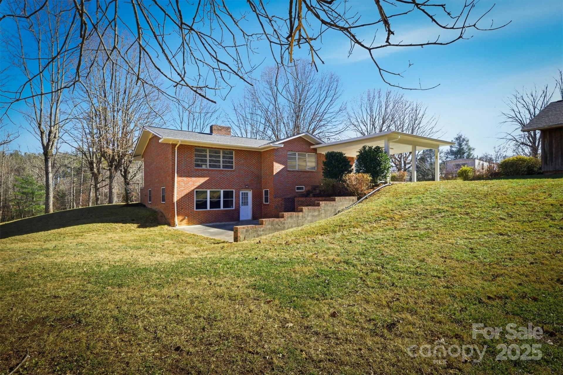 2705 US 70 Highway - Photo 20
