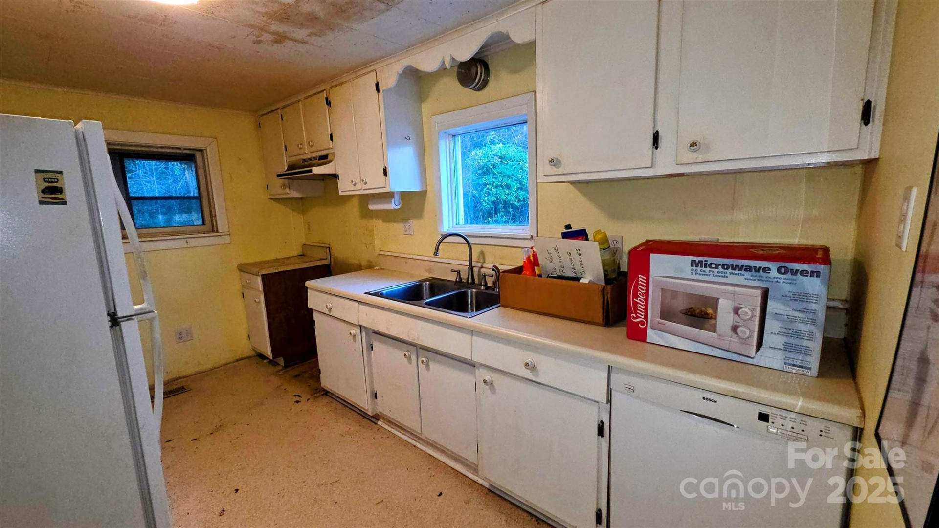 39 Henry Road - Photo 4