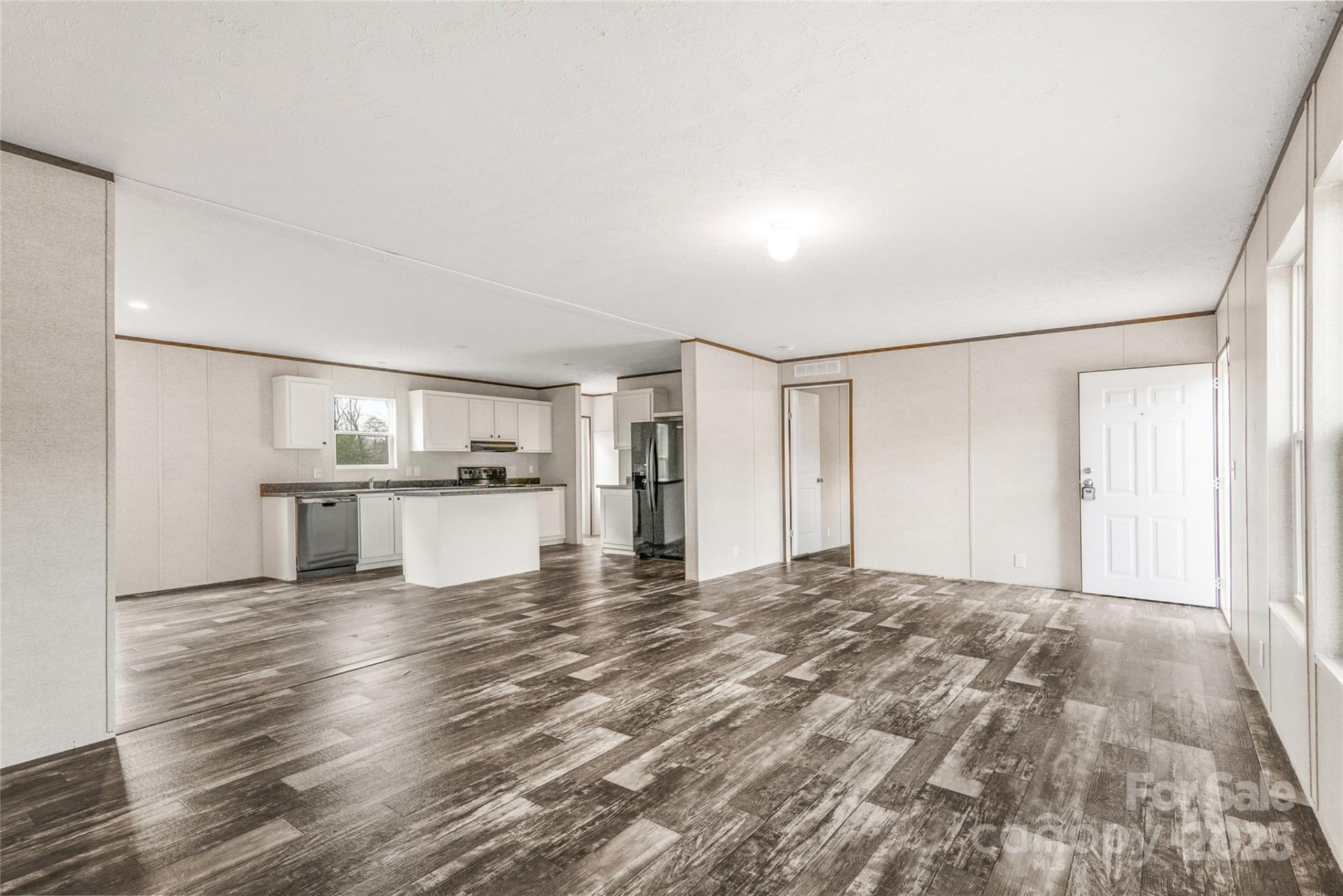 270 Plain View Drive - Photo 14