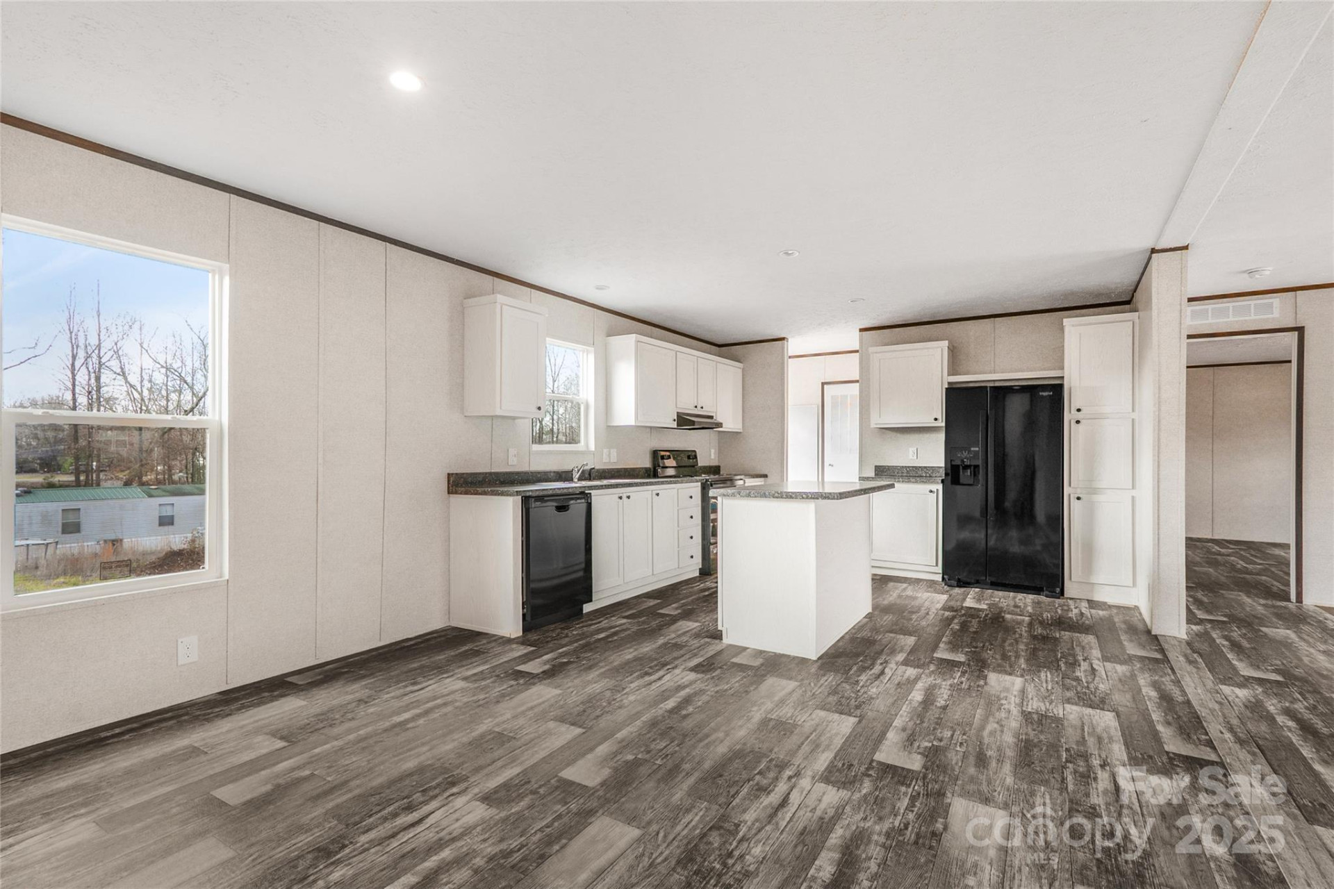 270 Plain View Drive - Photo 16