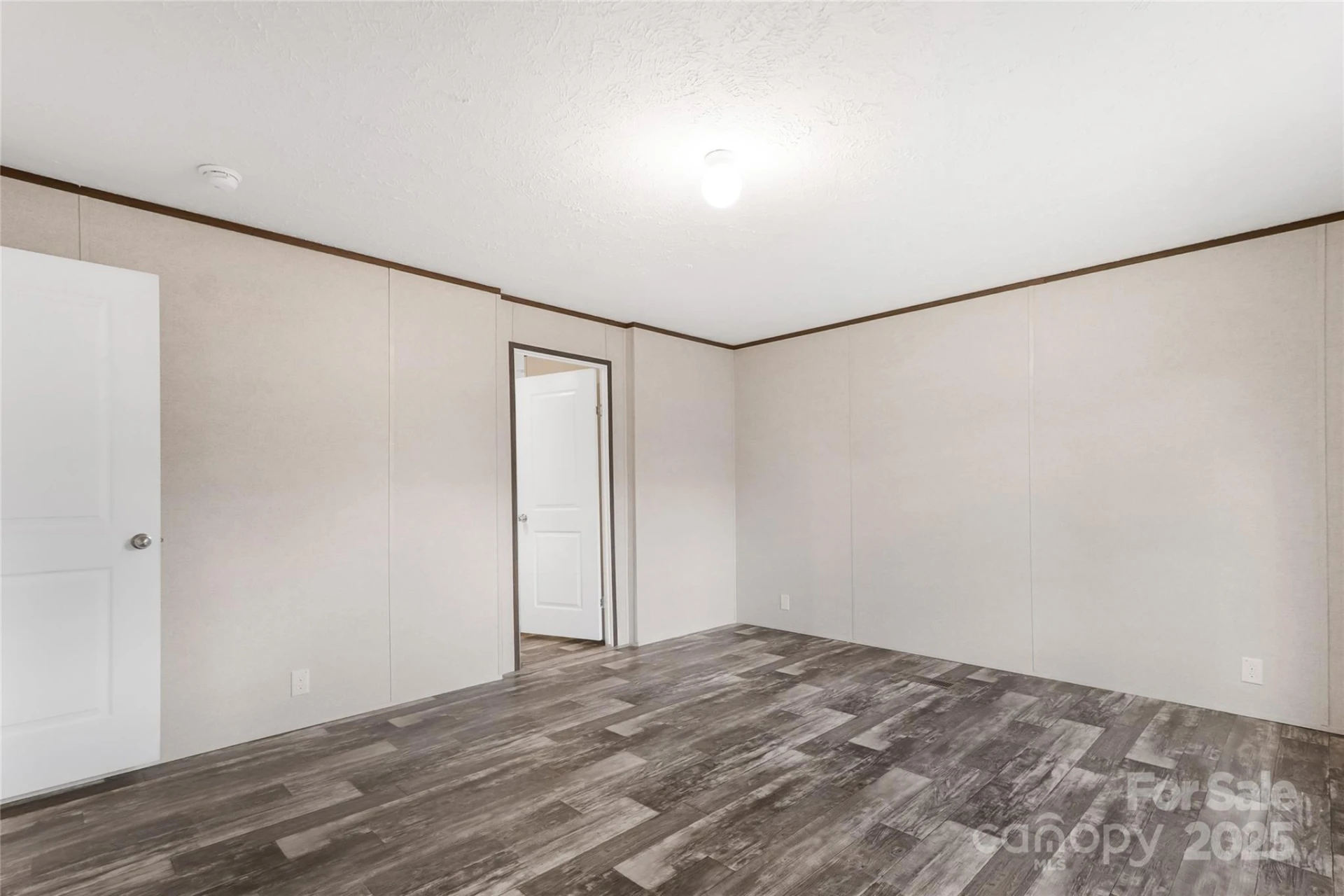 270 Plain View Drive - Photo 17