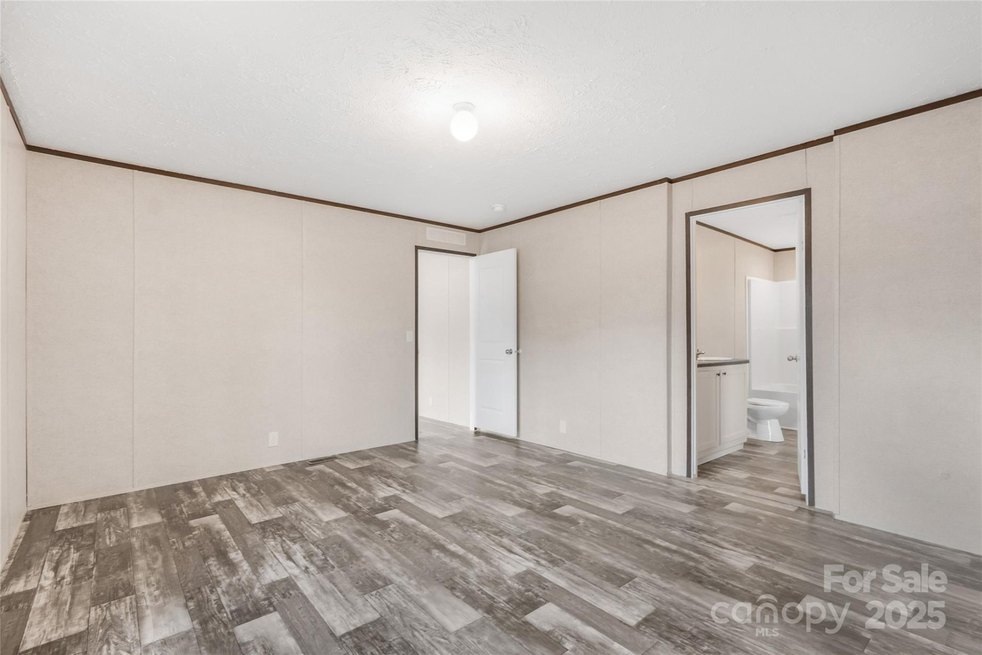 270 Plain View Drive - Photo 18