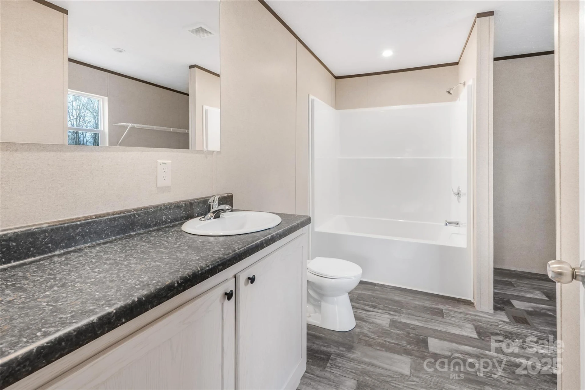270 Plain View Drive - Photo 19