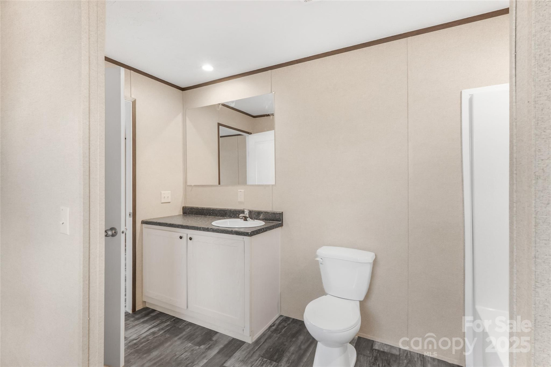 270 Plain View Drive - Photo 21