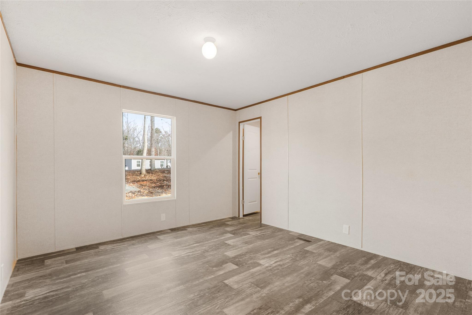 270 Plain View Drive - Photo 10