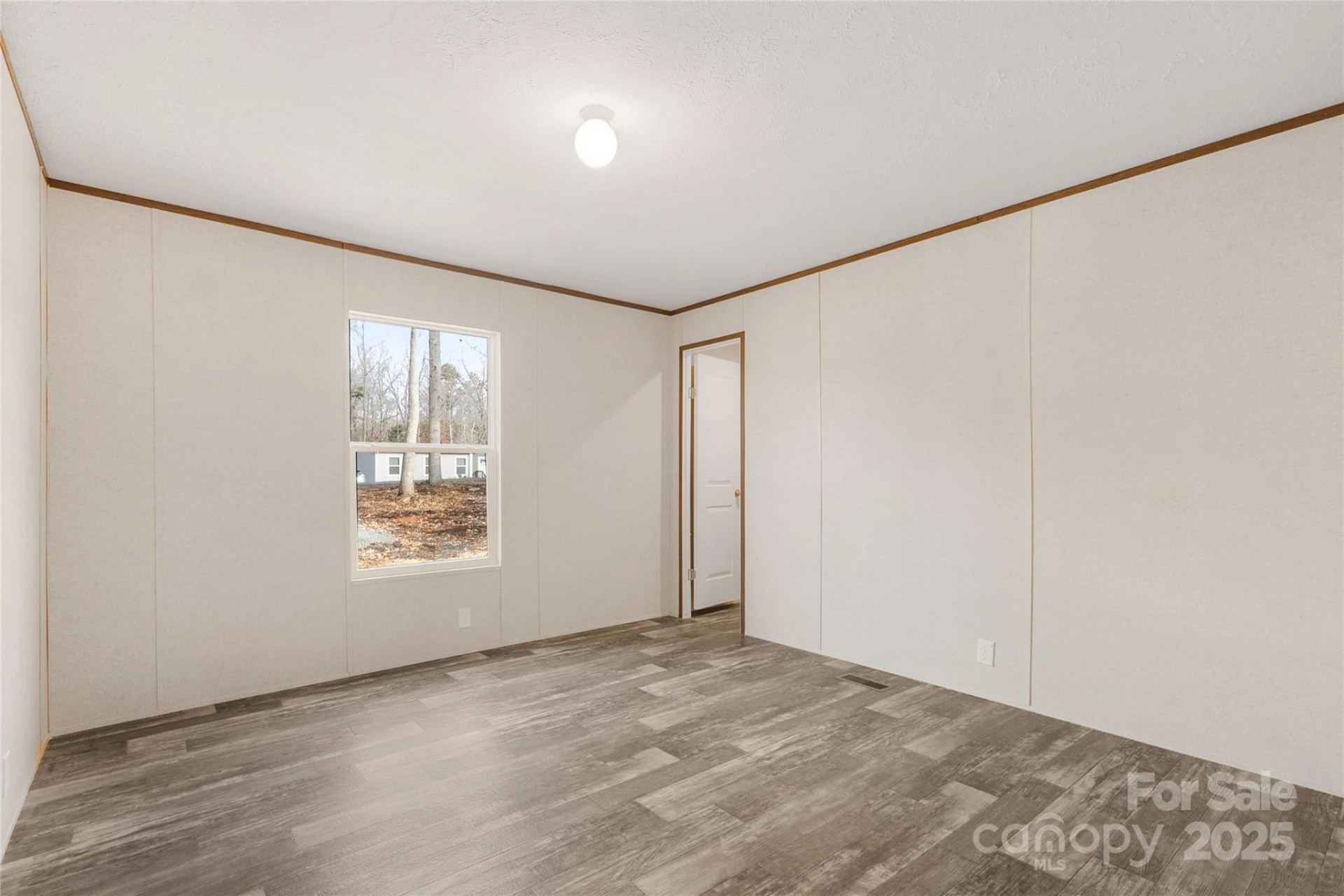 270 Plain View Drive - Photo 10