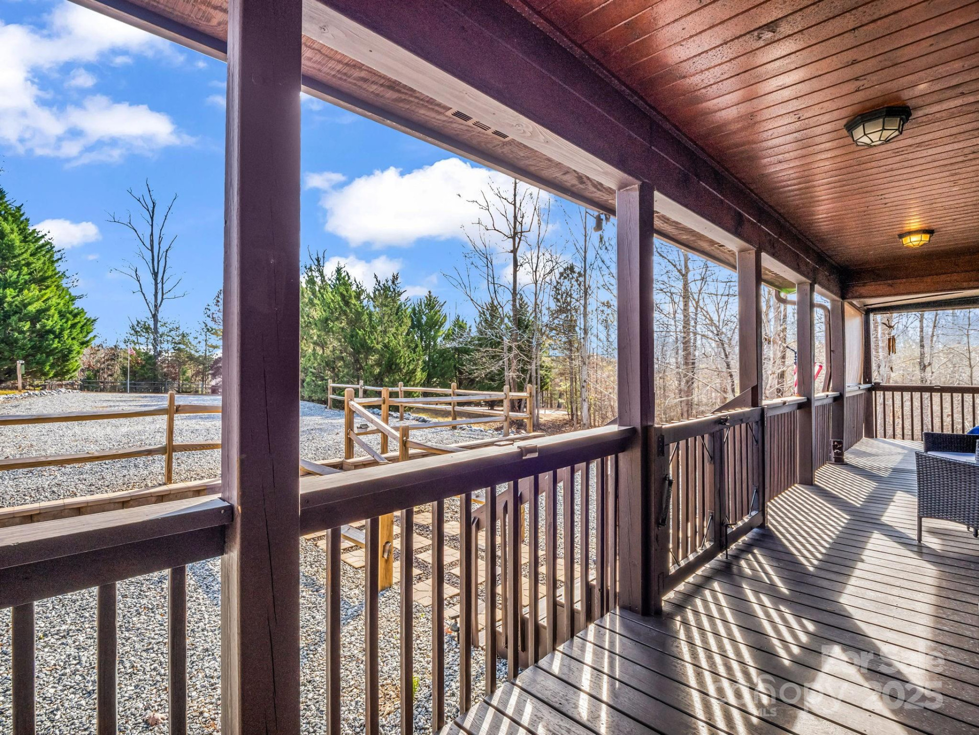 815 Cross Ridge Drive - Photo 16