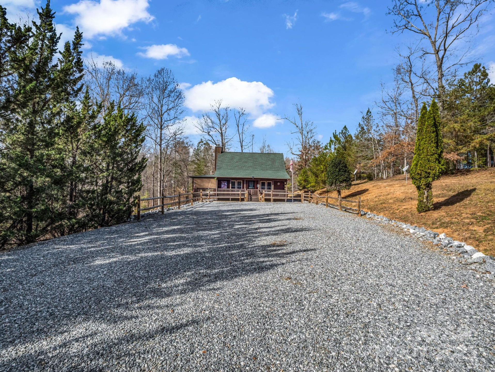 815 Cross Ridge Drive - Photo 3