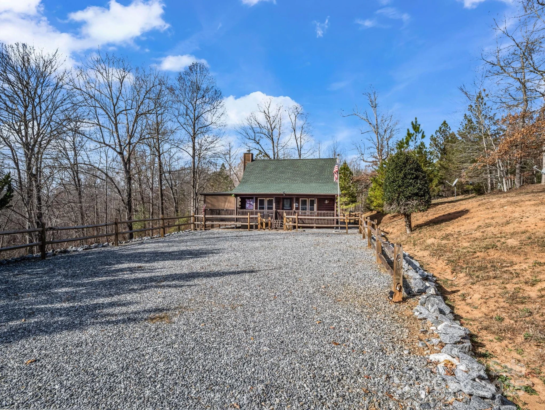 815 Cross Ridge Drive - Photo 4