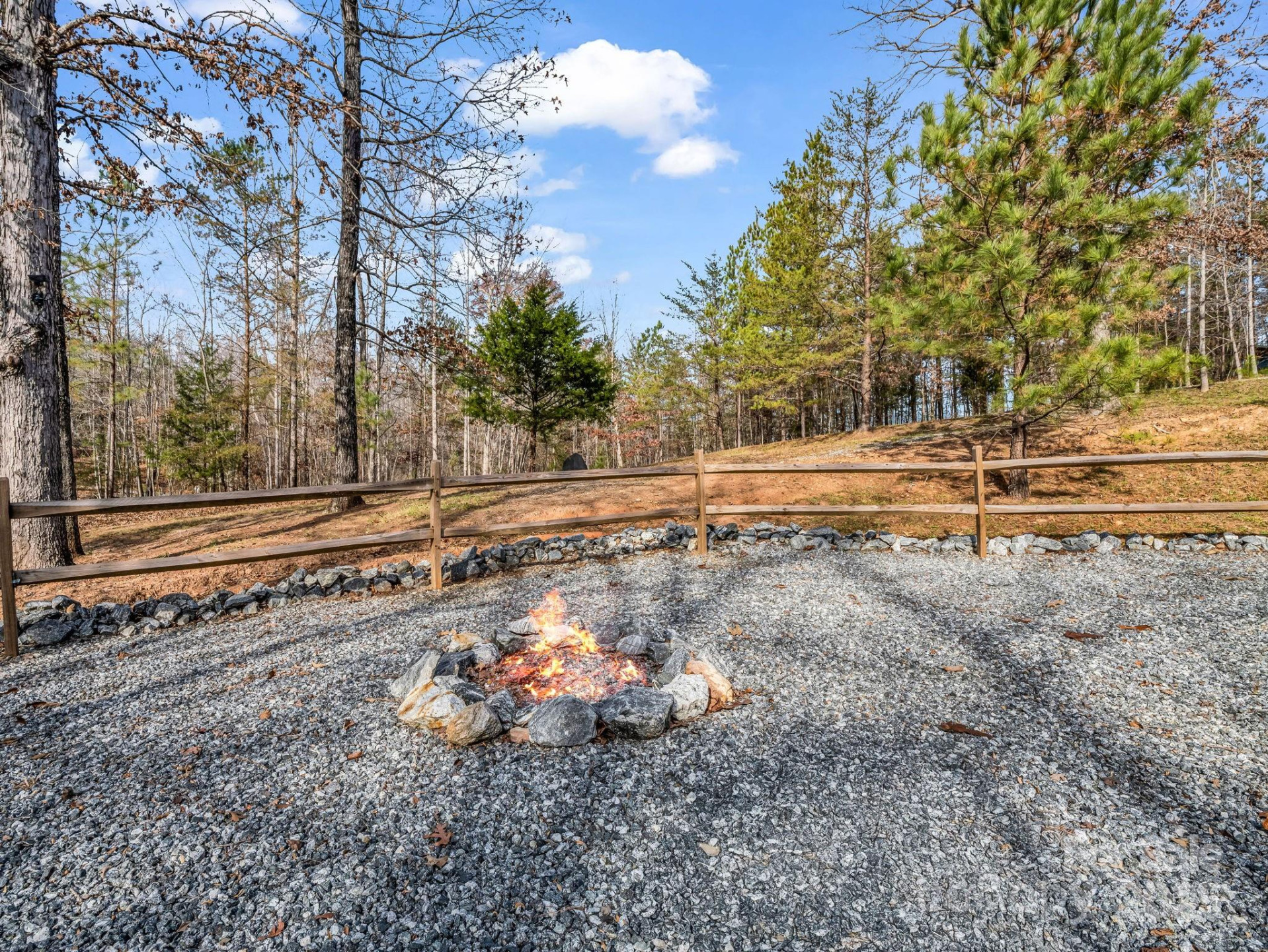 815 Cross Ridge Drive - Photo 10