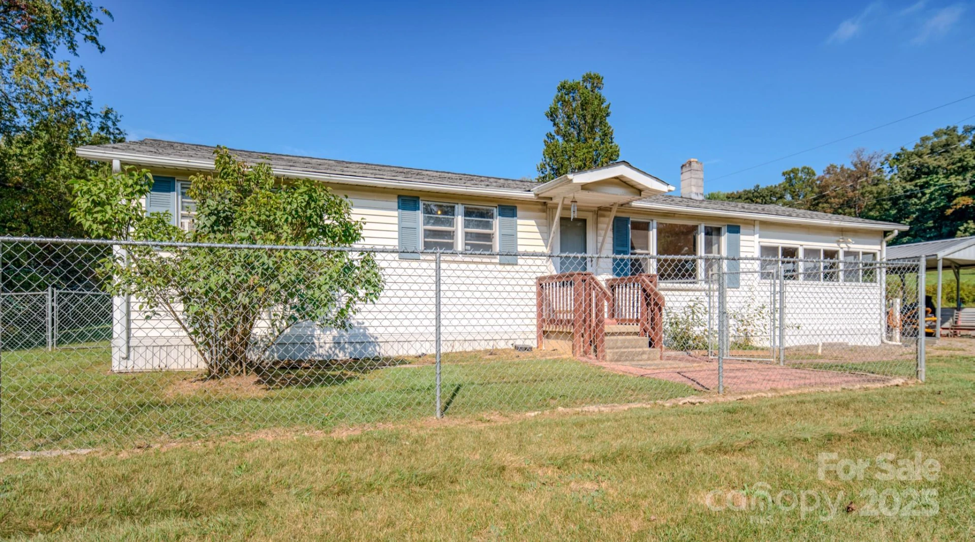531 Bryson Road - Photo 2