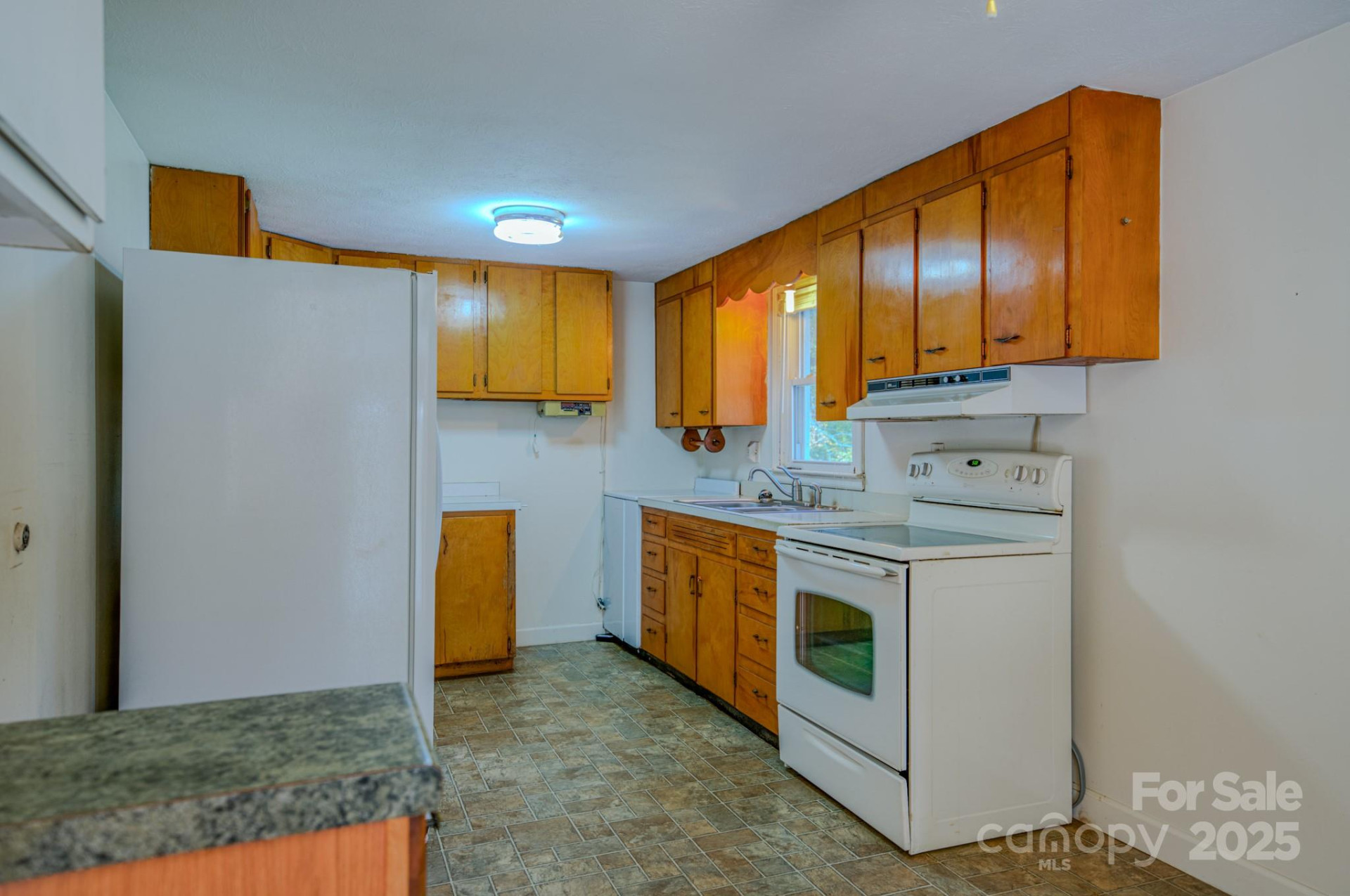 531 Bryson Road - Photo 27