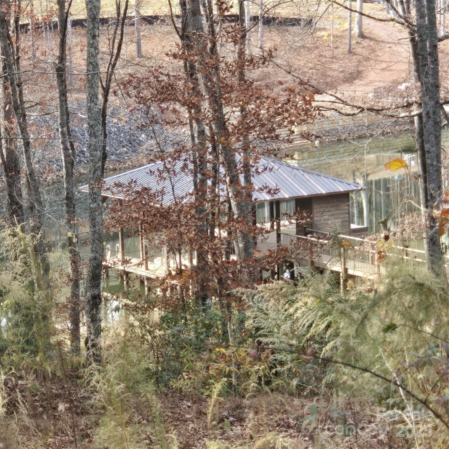 1096 Lake Vista Drive