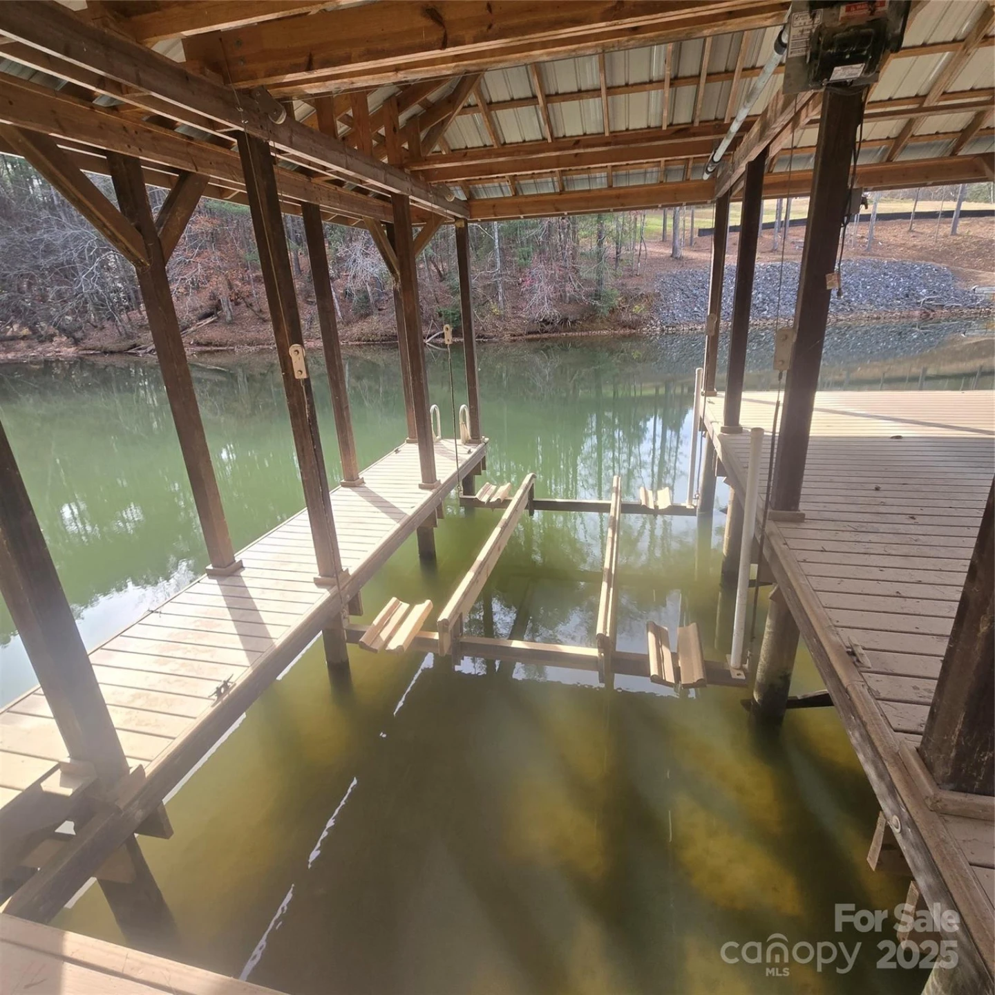 1096 Lake Vista Drive - Photo 4