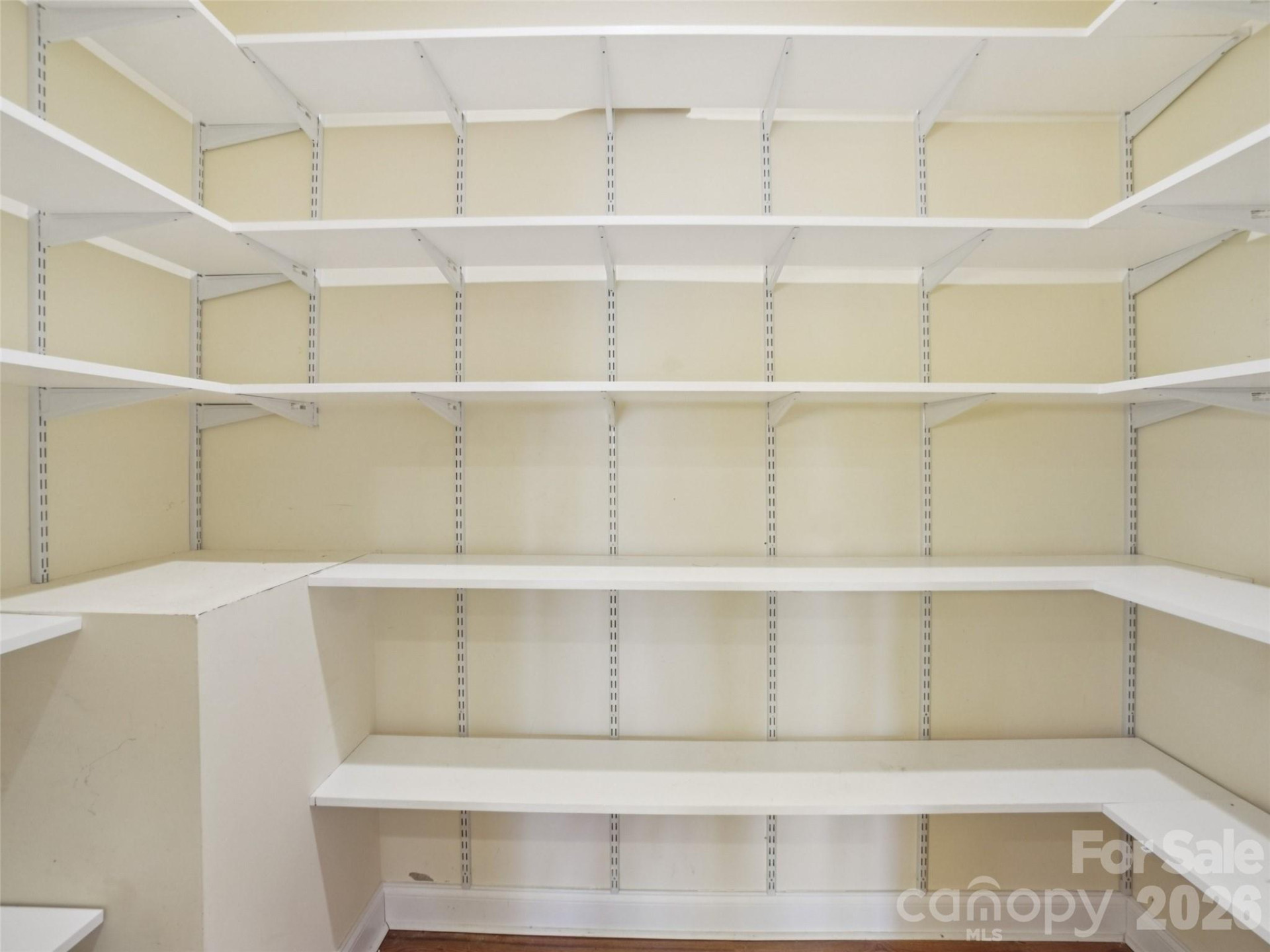 959 Silverglen Way - Photo 20