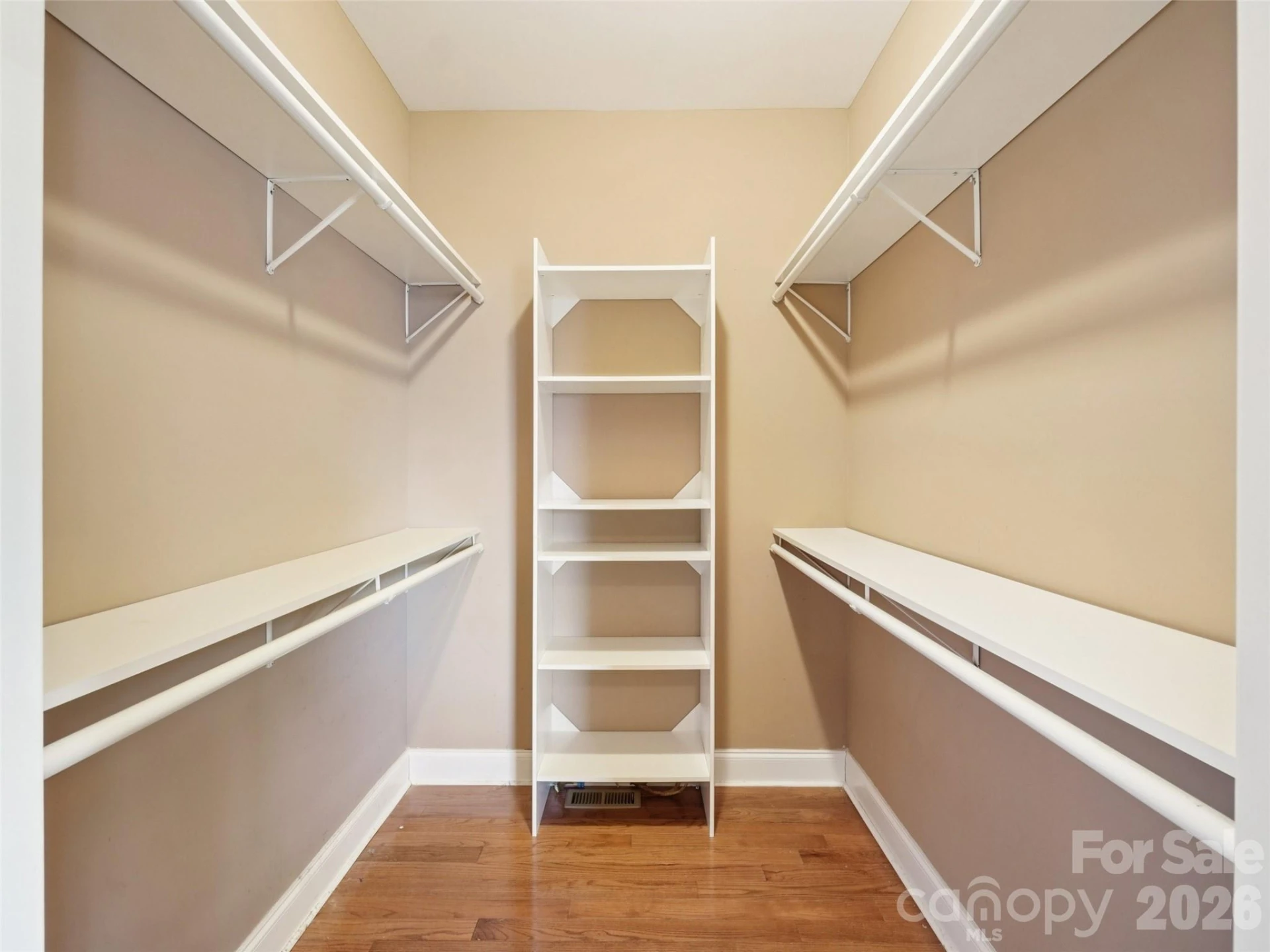 959 Silverglen Way - Photo 27