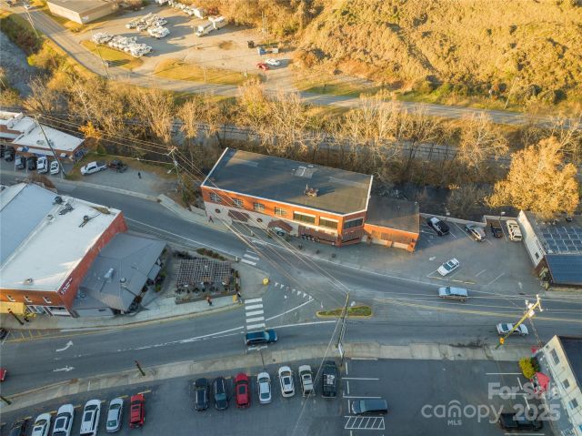 456 Main Street, Sylva, NC, 28779