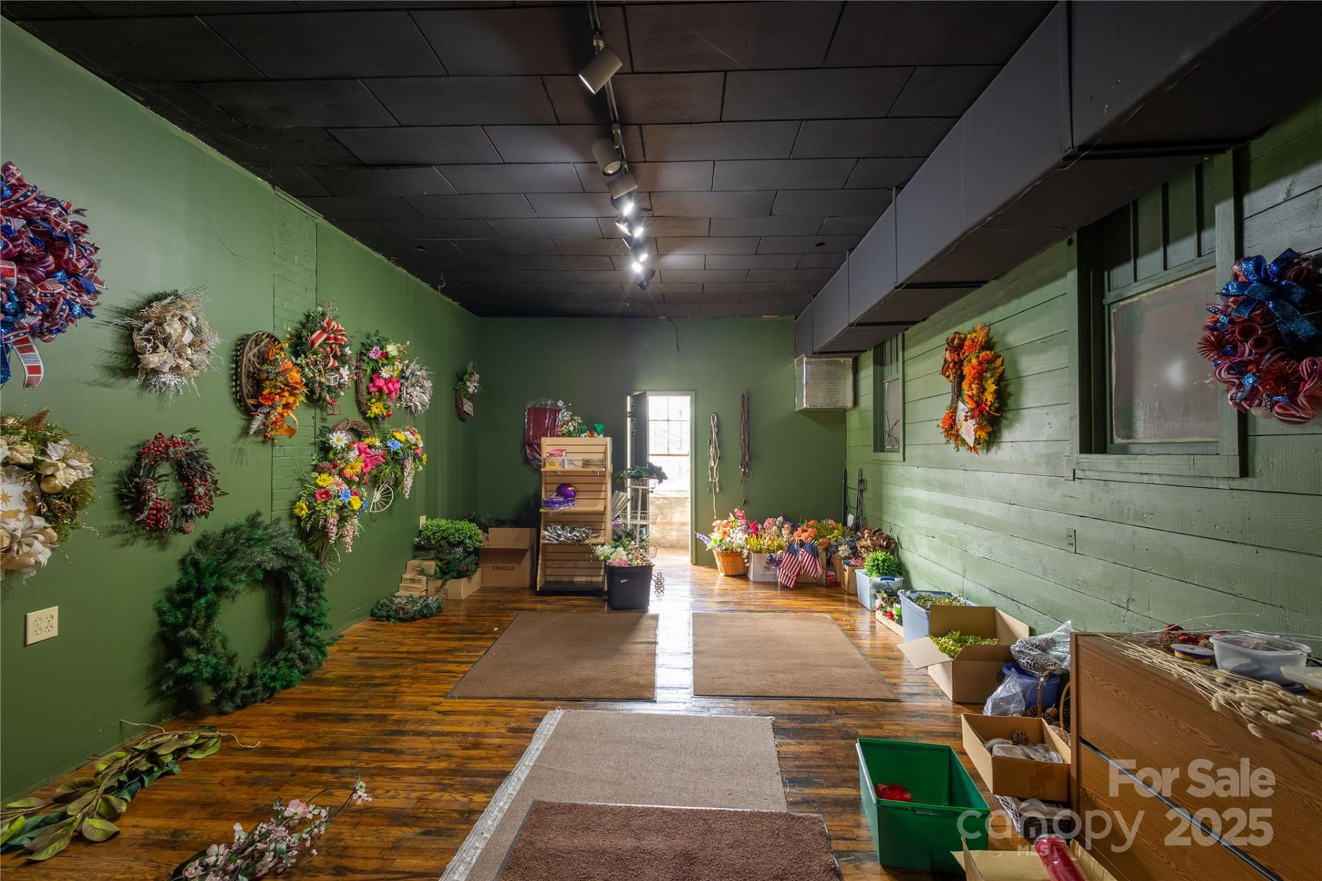 456 Main Street - Photo 32