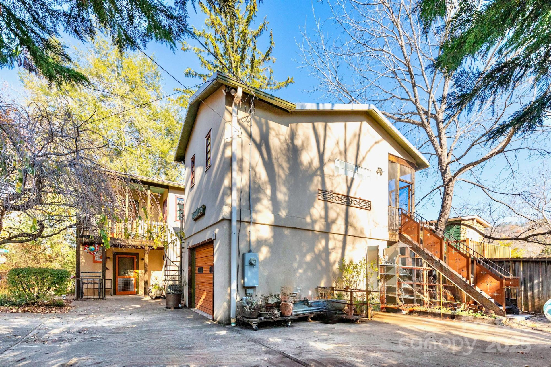 297 Hillside Street - Photo 13