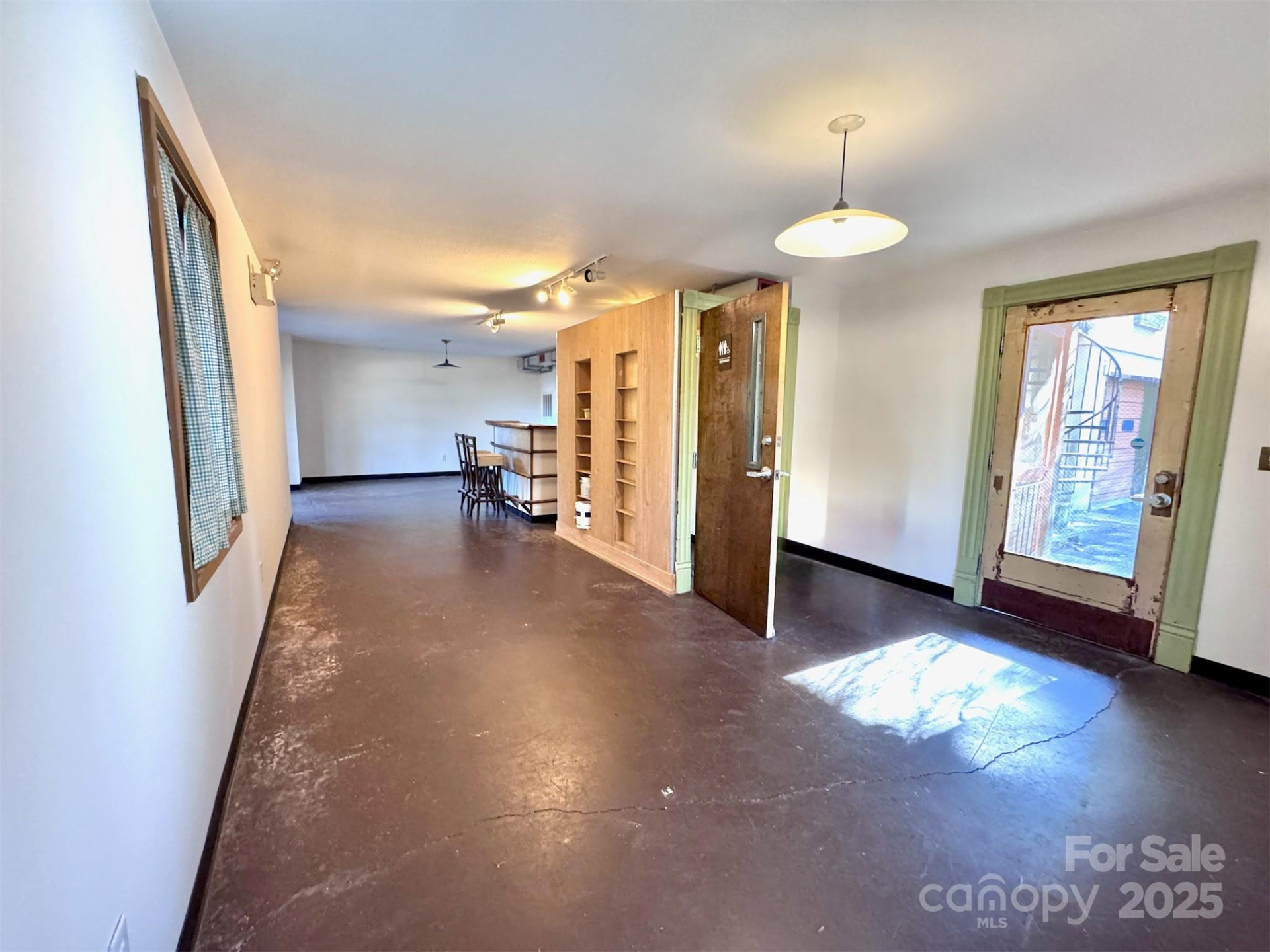 297 Hillside Street - Photo 6