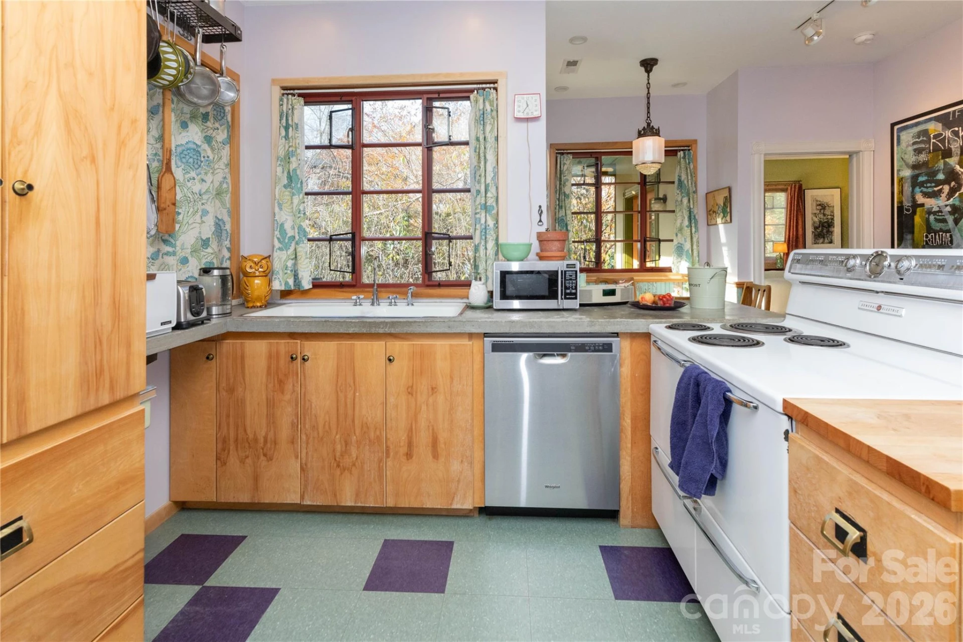 297 Hillside Street - Photo 15