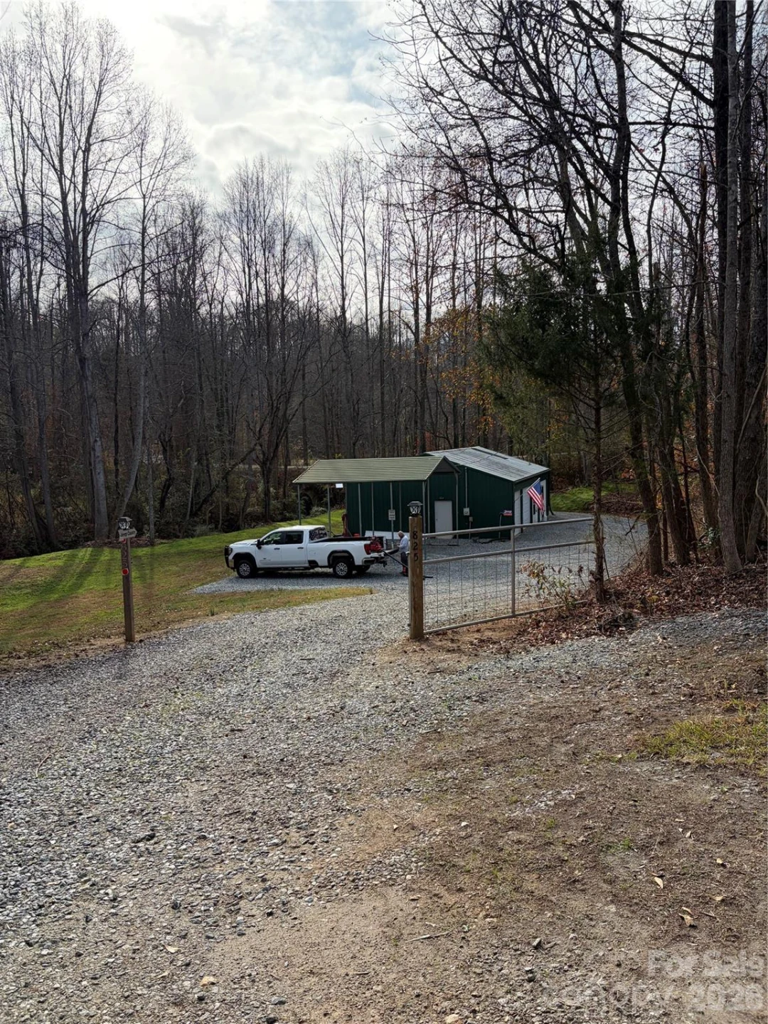 825 Maple Creek Road - Photo 5
