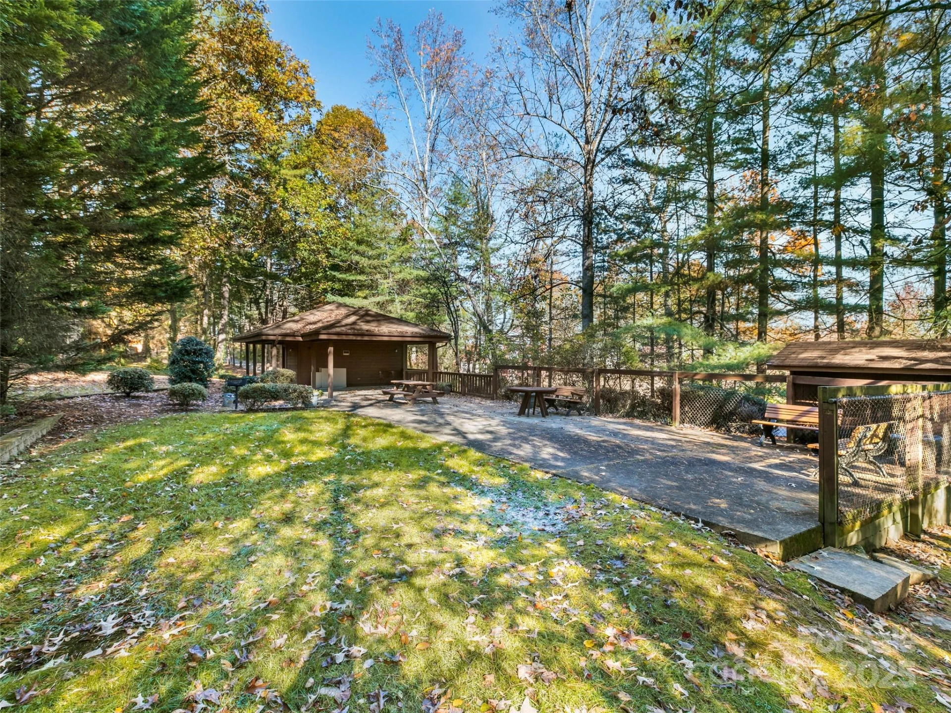 531 Courtwood Lane #2 - Photo 24
