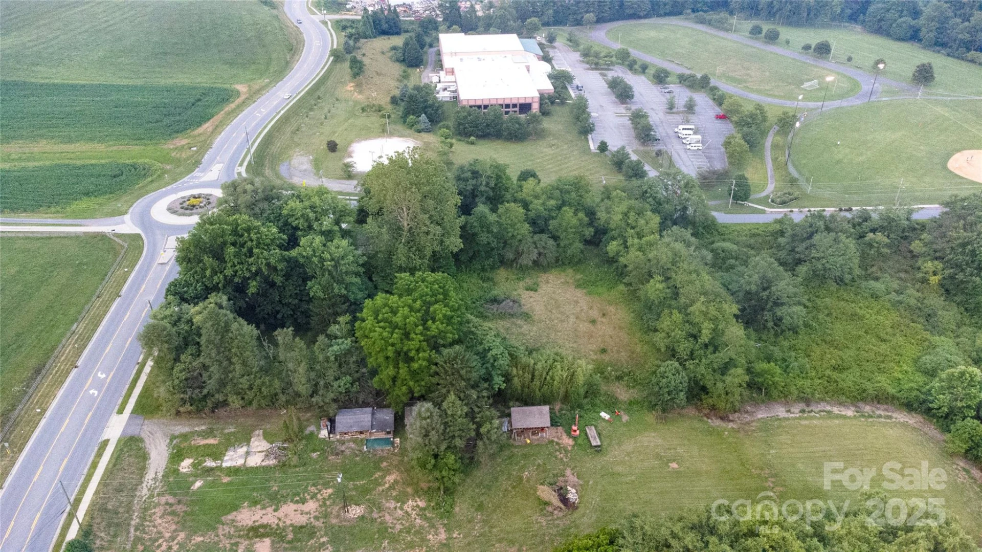 625 Vance Street - Photo 3