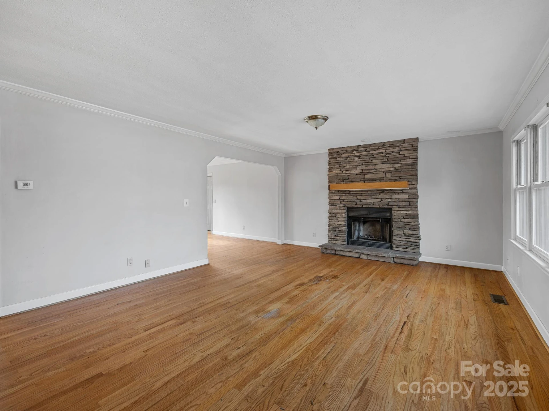 1020 Blanton Street - Photo 5