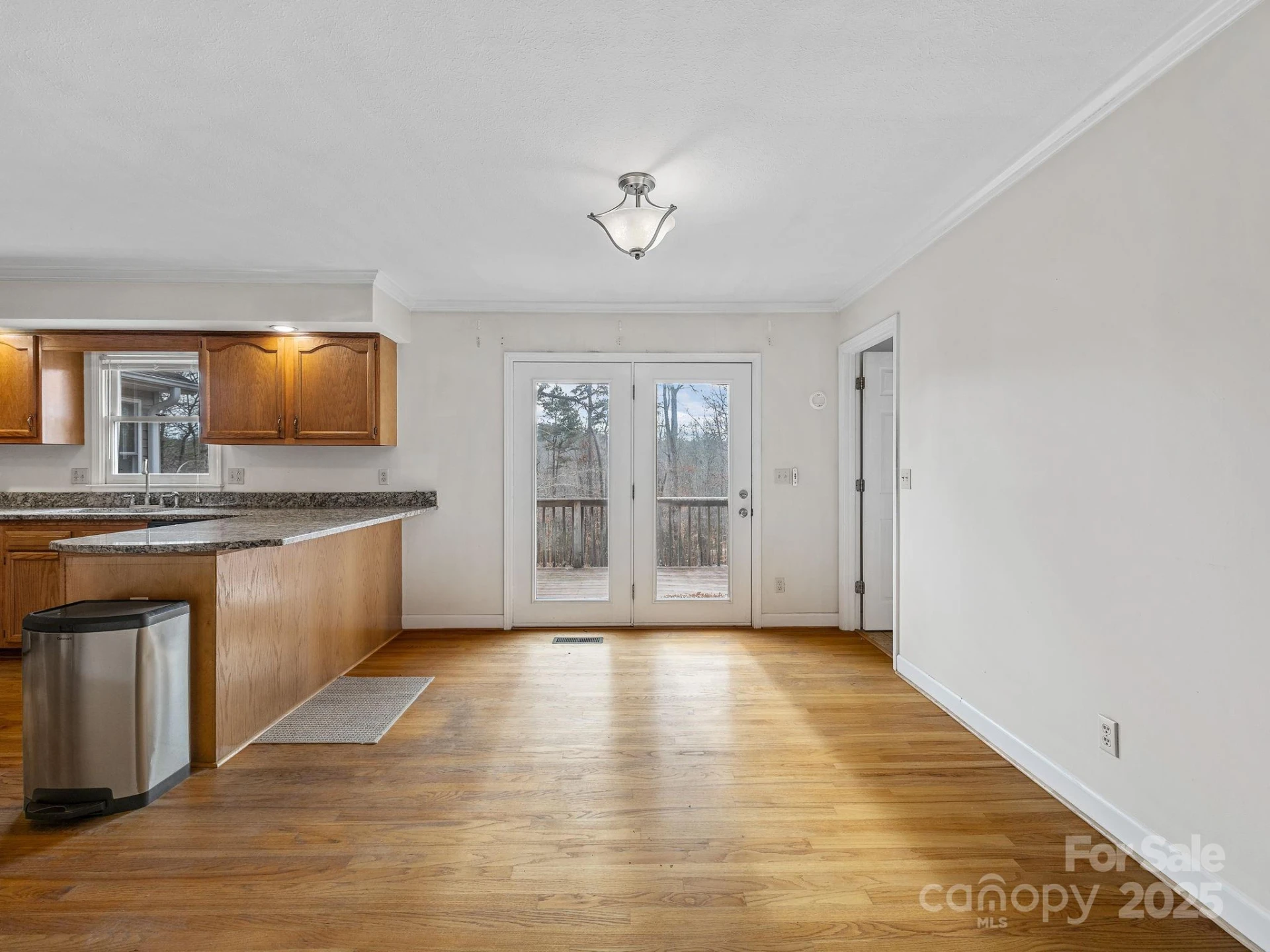 1020 Blanton Street - Photo 7
