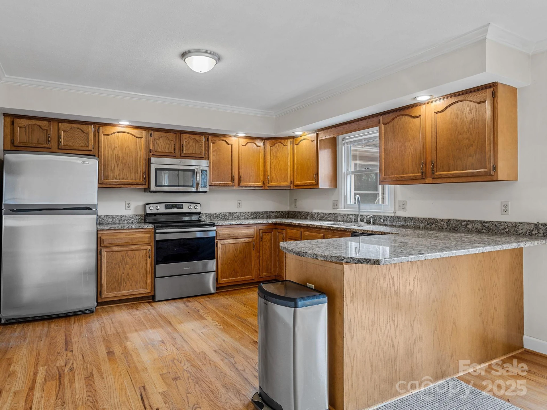 1020 Blanton Street - Photo 8